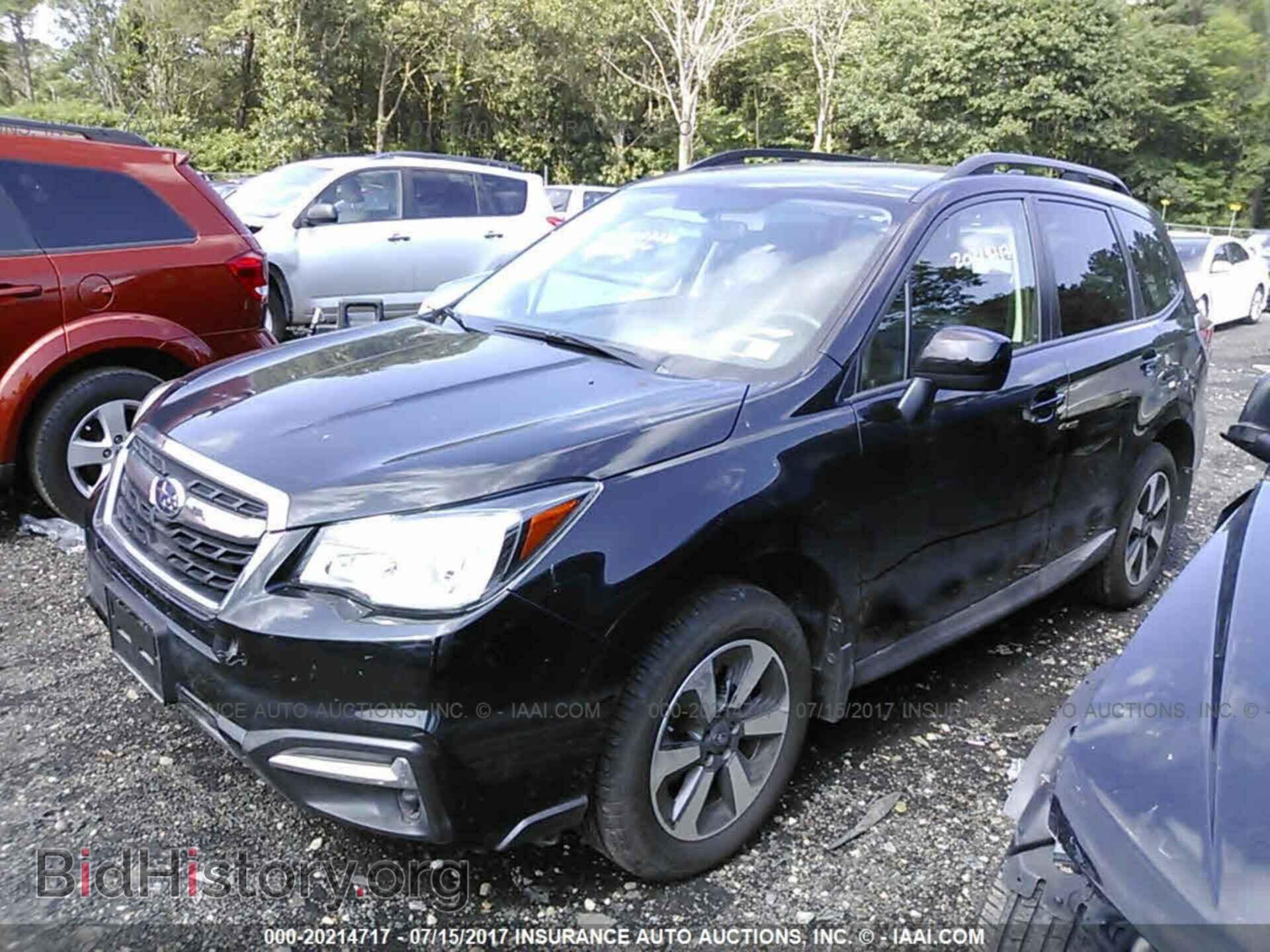 2017 Subaru Forester - VIN: JF2SJAEC5HH518893 - Фото 2
