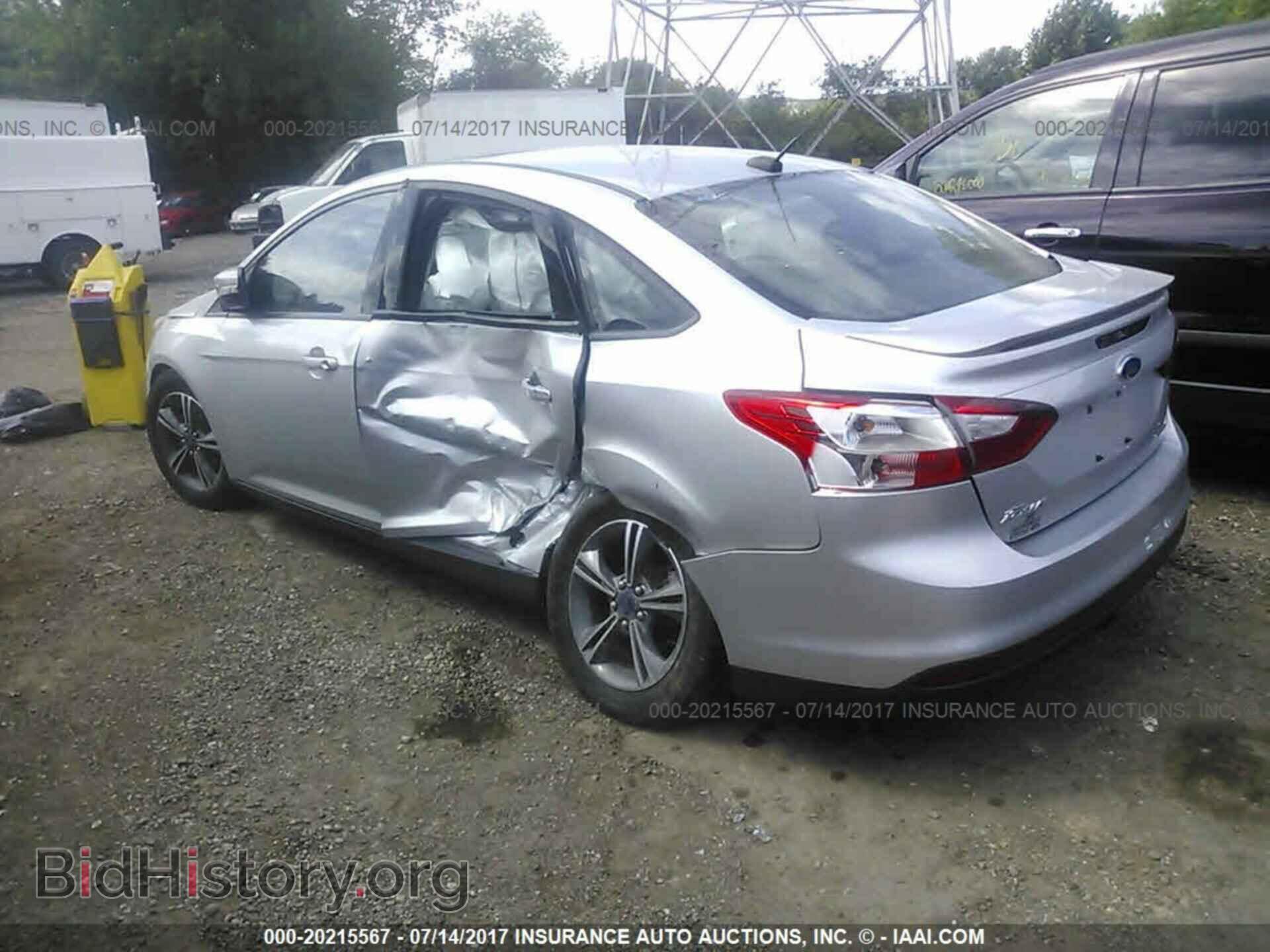 2014 Ford Focus - VIN: 1FADP3F22EL258684 - Фото 3