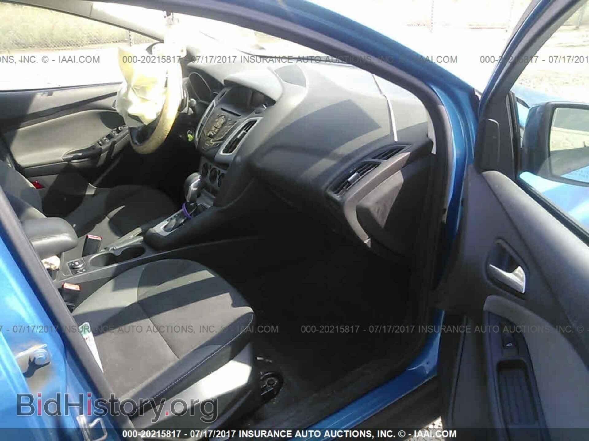 2012 Ford Focus - VIN: 1FAHP3F27CL152603 - Photo 5