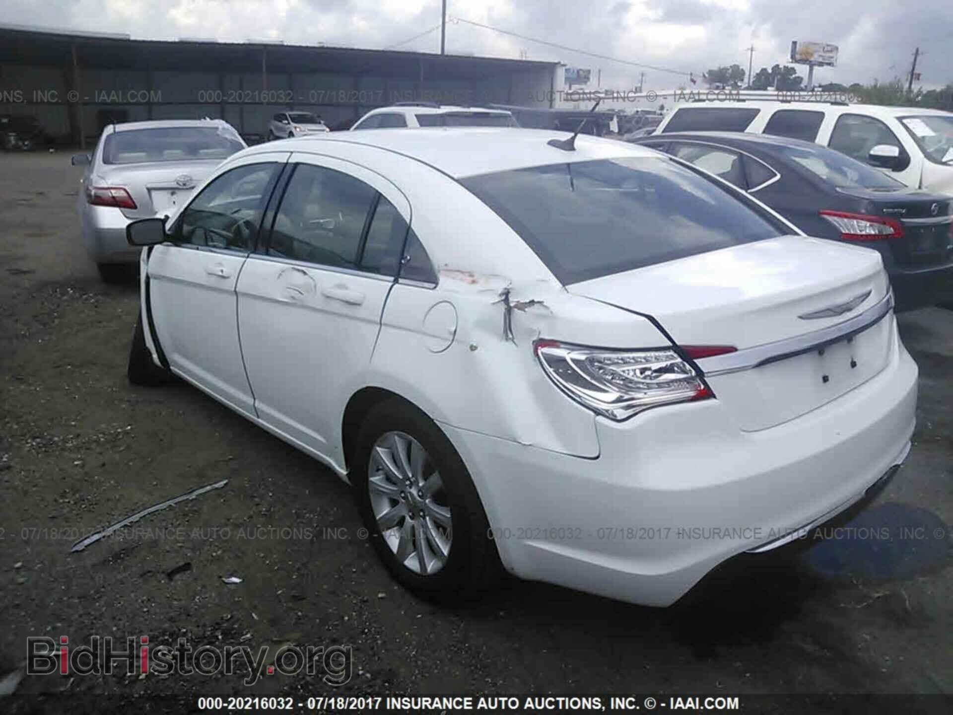 2012 Chrysler 200 - VIN: 1C3CCBBB1CN134557 - Фото 3