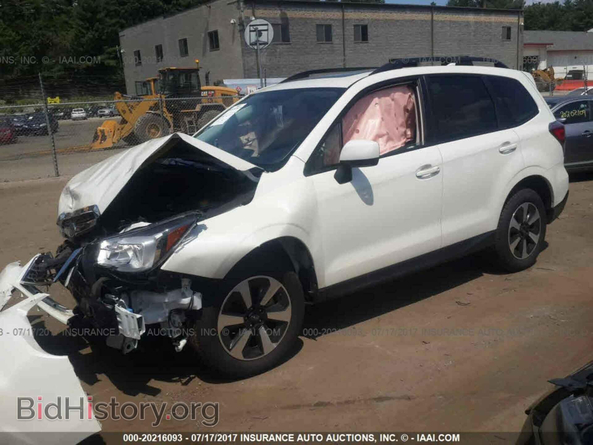 2017 Subaru Forester - VIN: JF2SJAEC0HH553941 - Фото 2