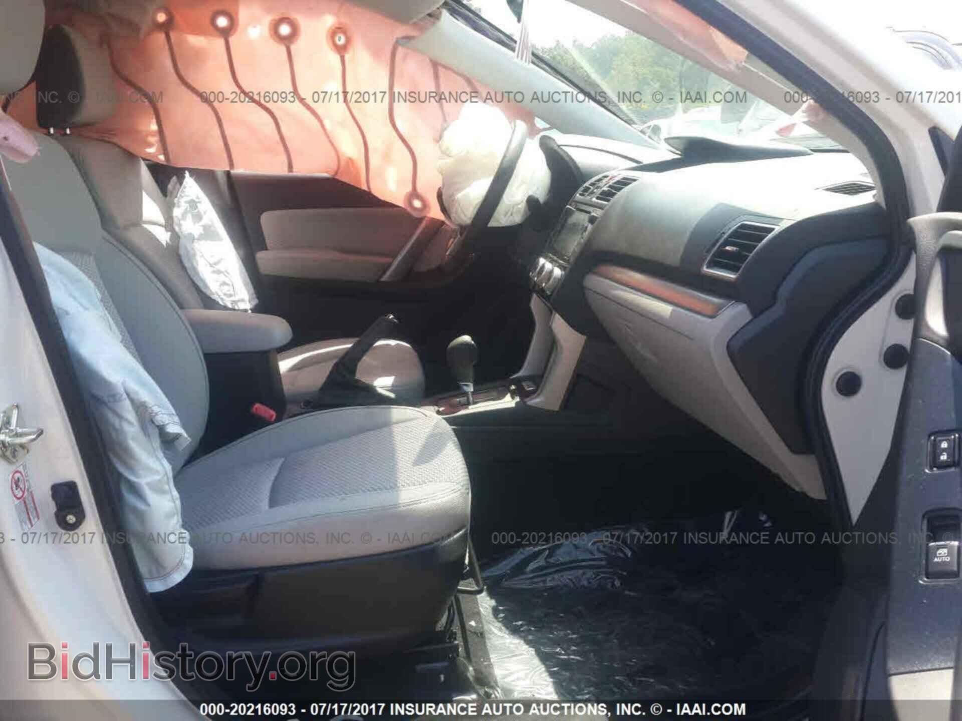 2017 Subaru Forester - VIN: JF2SJAEC0HH553941 - Фото 5