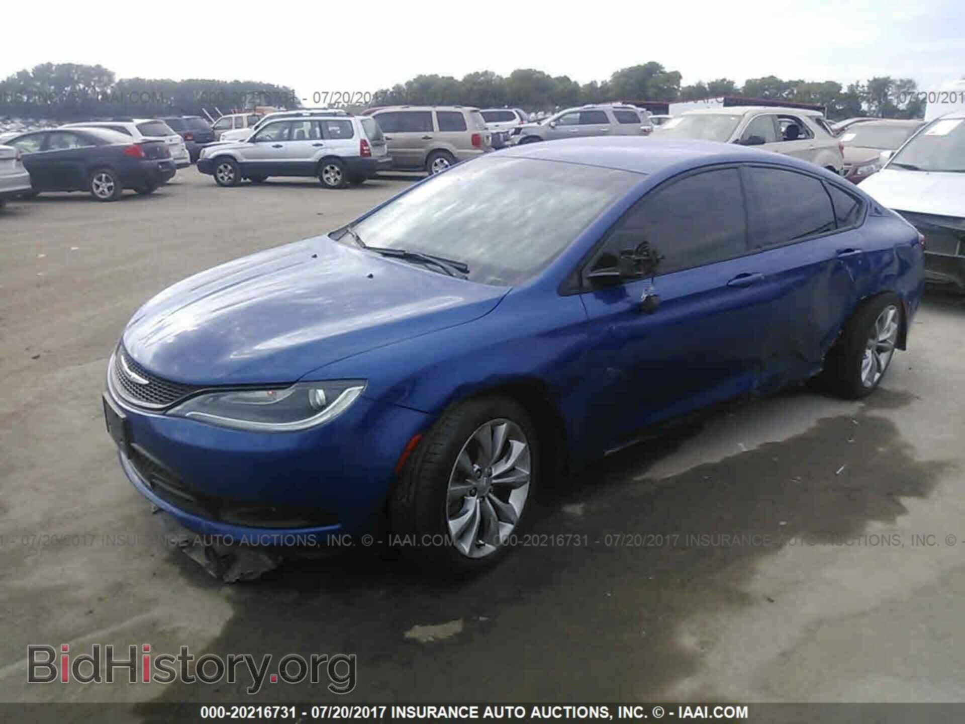 2015 Chrysler 200 - VIN: 1C3CCCDG8FN678461 - Photo 2