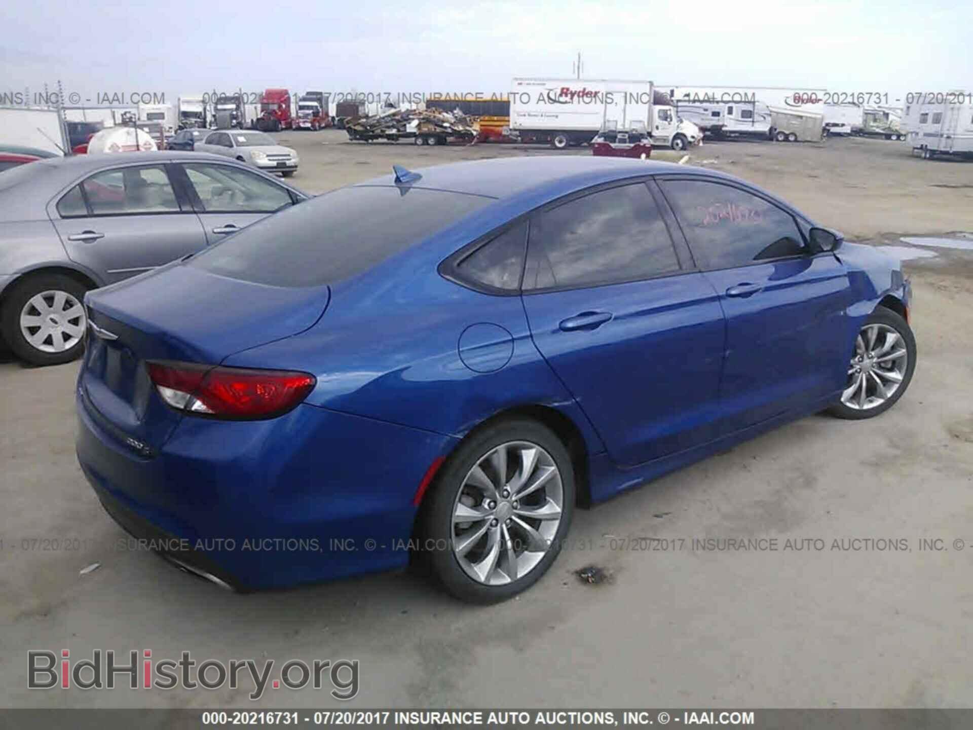2015 Chrysler 200 - VIN: 1C3CCCDG8FN678461 - Photo 4