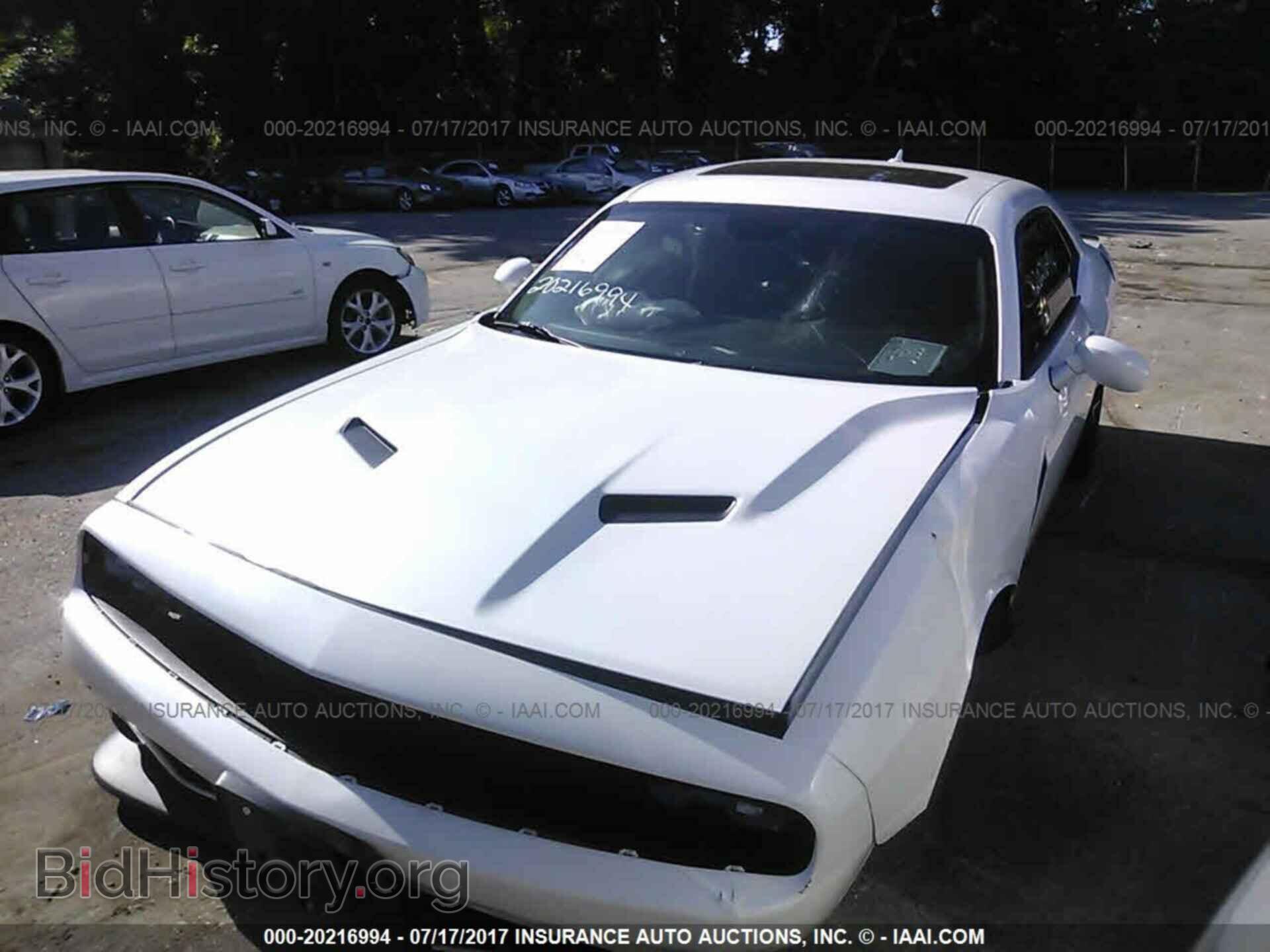 2015 Dodge Challenger - VIN: 2C3CDZFJ9FH739978 - Photo 2