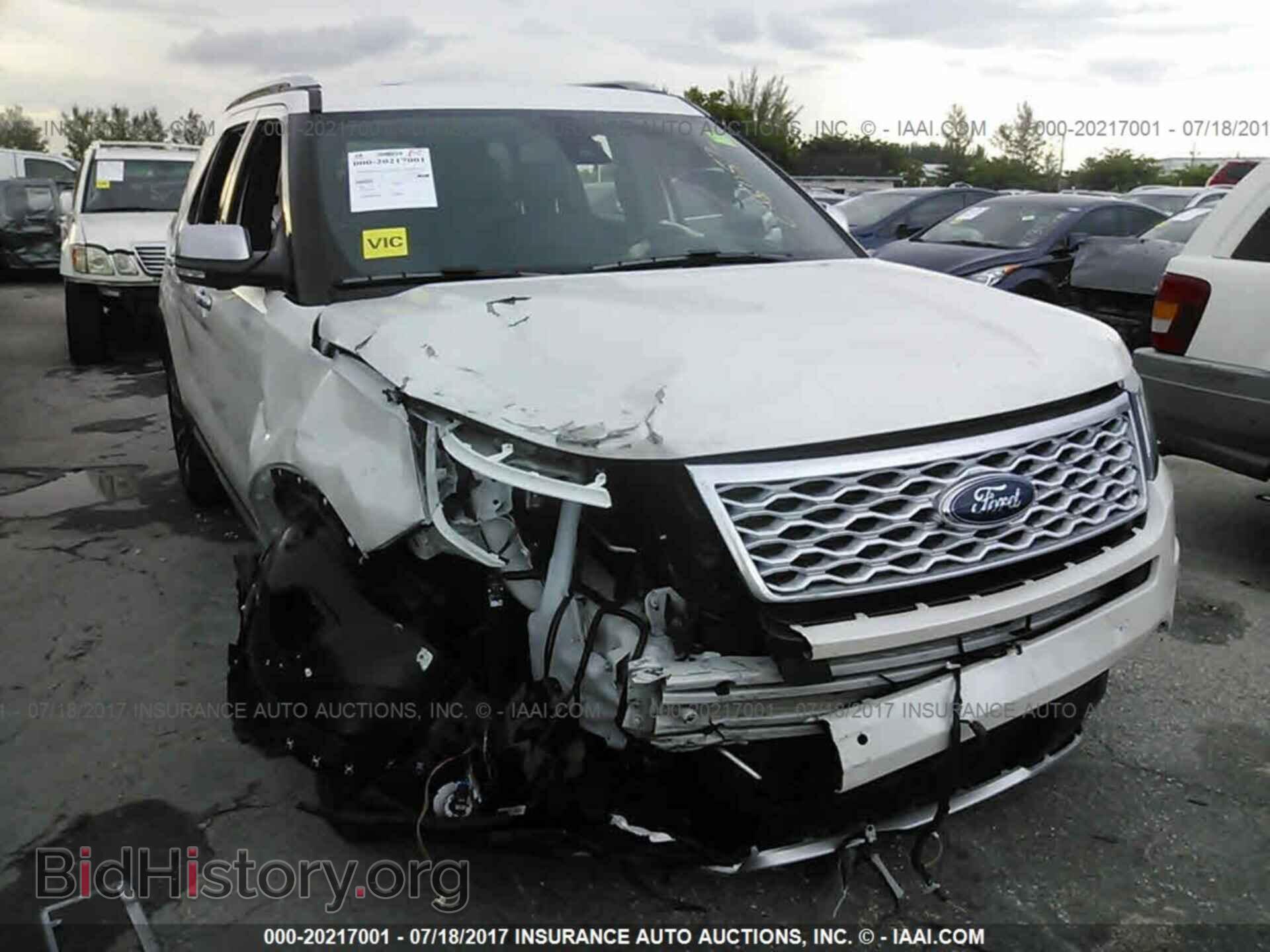 2017 Ford Explorer - VIN: 1FM5K8HT9HGC45052 - Photo 6