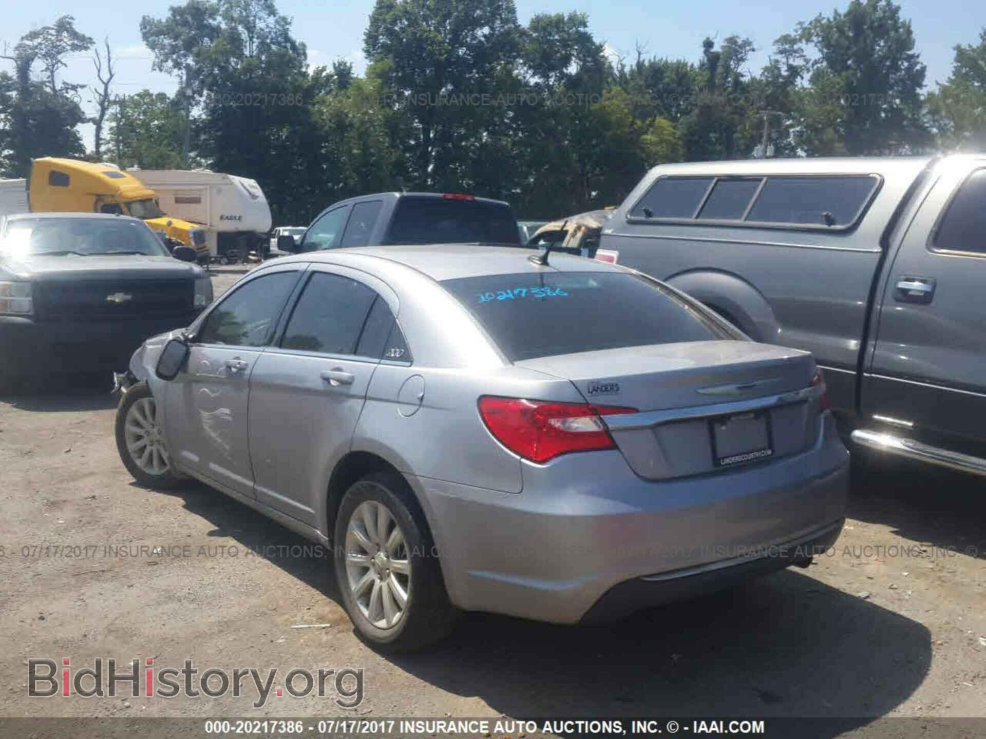 2013 Chrysler 200 - VIN: 1C3CCBBB5DN546854 - Photo 3