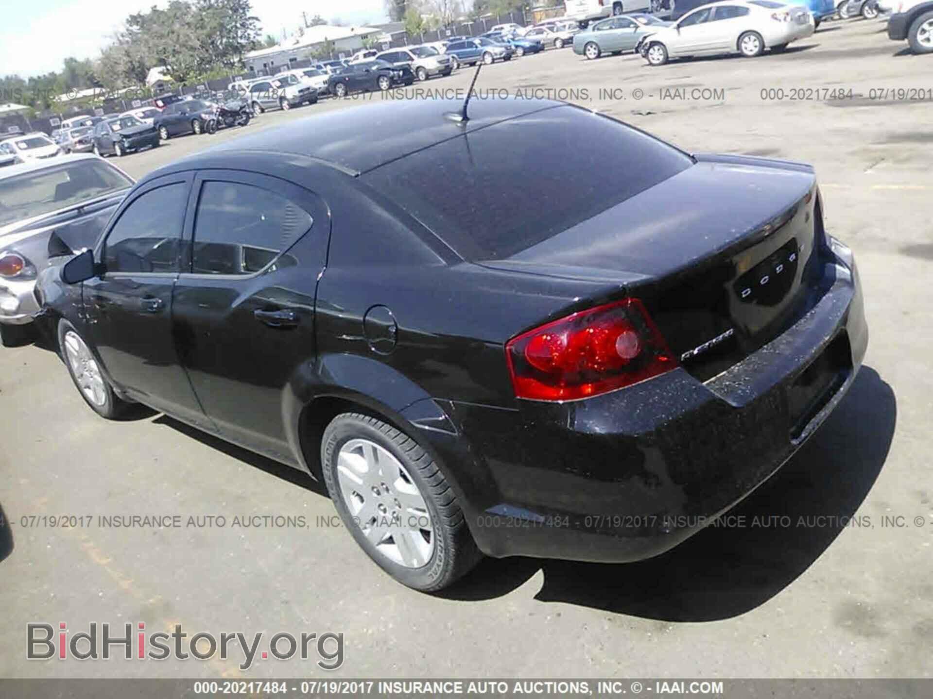 2011 Dodge Avenger - VIN: 1B3BD4FB3BN608437 - Фото 3