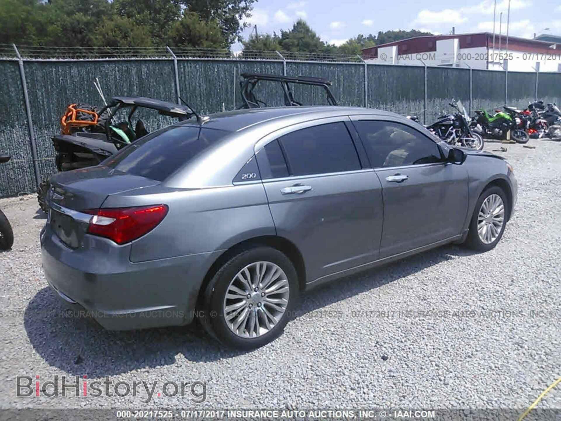 2012 Chrysler 200 - VIN: 1C3CCBCB7CN305407 - Photo 4