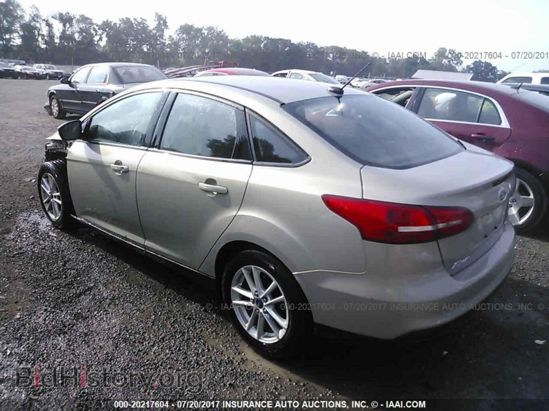 2016 Ford Focus - VIN: 1FADP3F22GL237319 - Фото 3