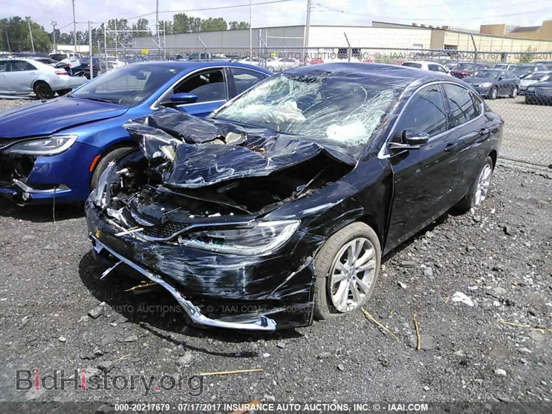 2015 Chrysler 200 - VIN: 1C3CCCAB3FN723671 - Photo 2