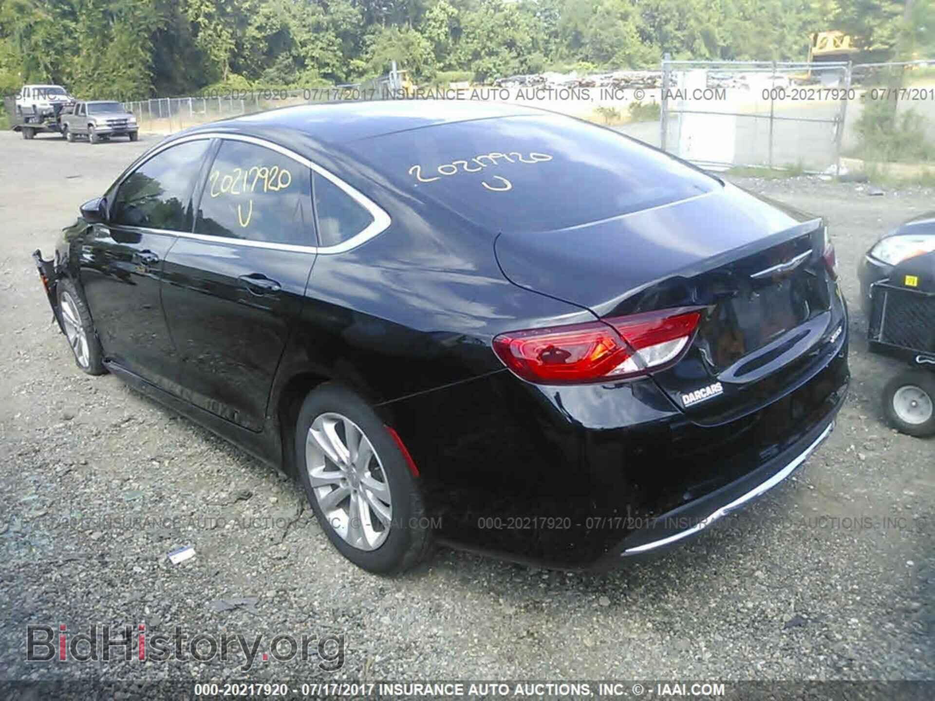2015 Chrysler 200 - VIN: 1C3CCCAB6FN609907 - Photo 3