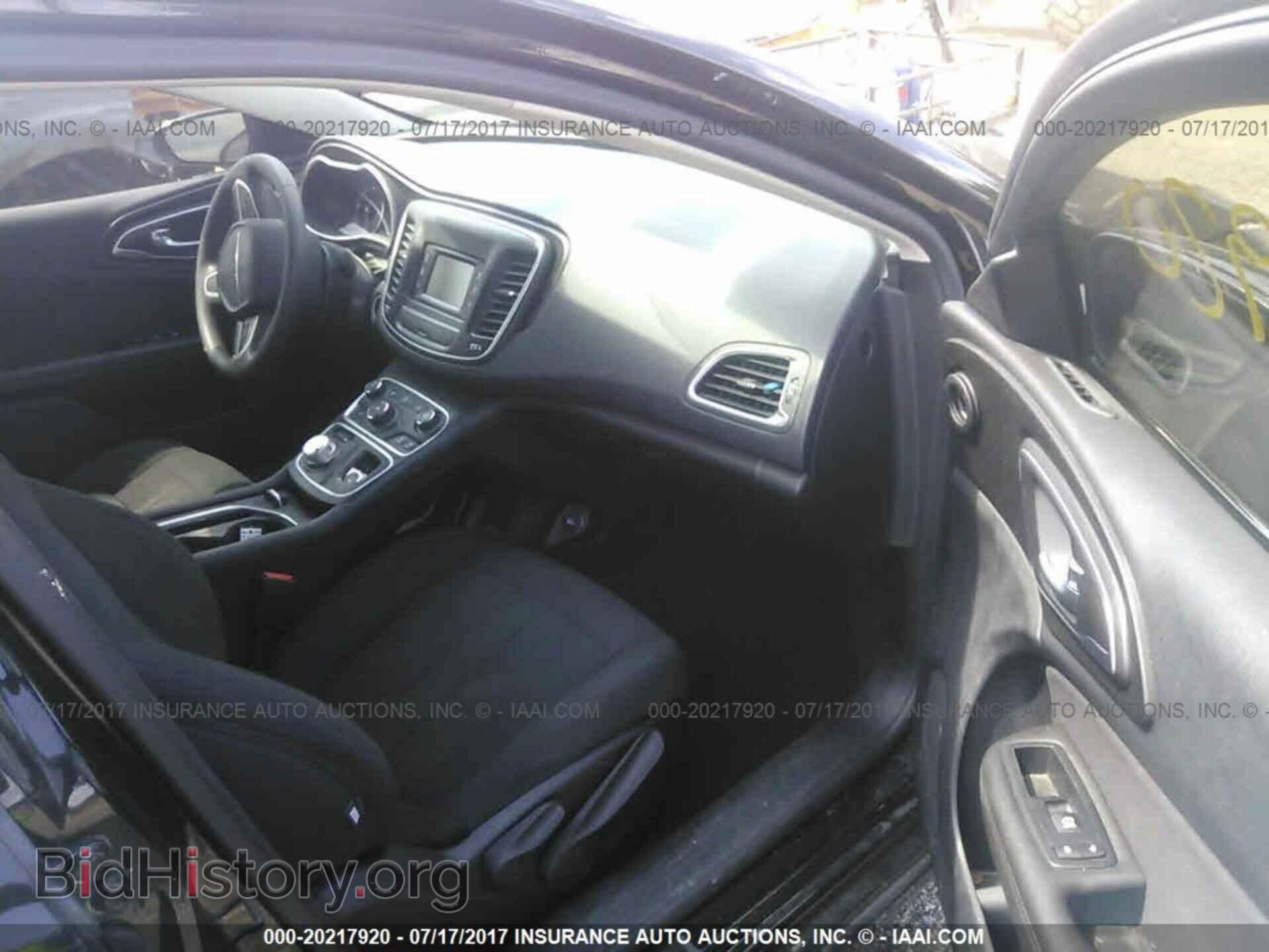 2015 Chrysler 200 - VIN: 1C3CCCAB6FN609907 - Photo 5