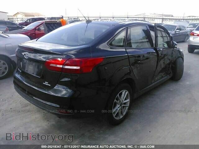 2016 Ford Focus - VIN: 1FADP3F26GL291335 - Photo 4