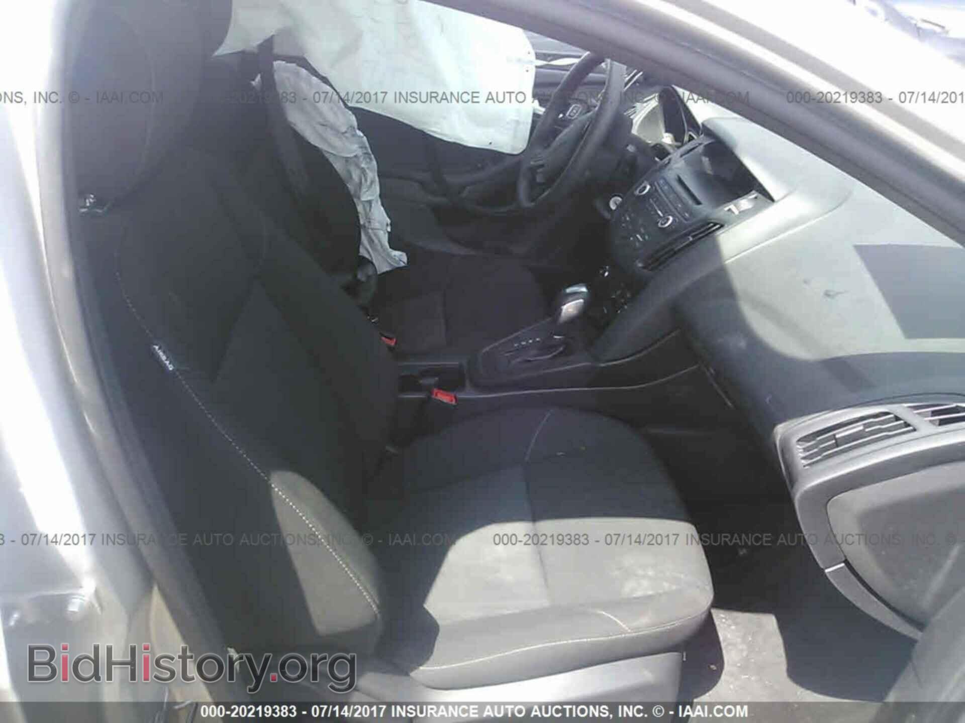 2015 Ford Focus - VIN: 1FADP3F28FL224508 - Photo 5