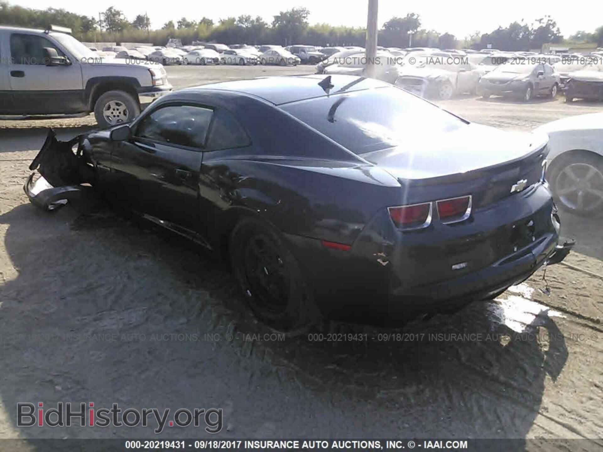 2012 Chevrolet Camaro - VIN: 2G1FA1E34C9210247 - Фото 3