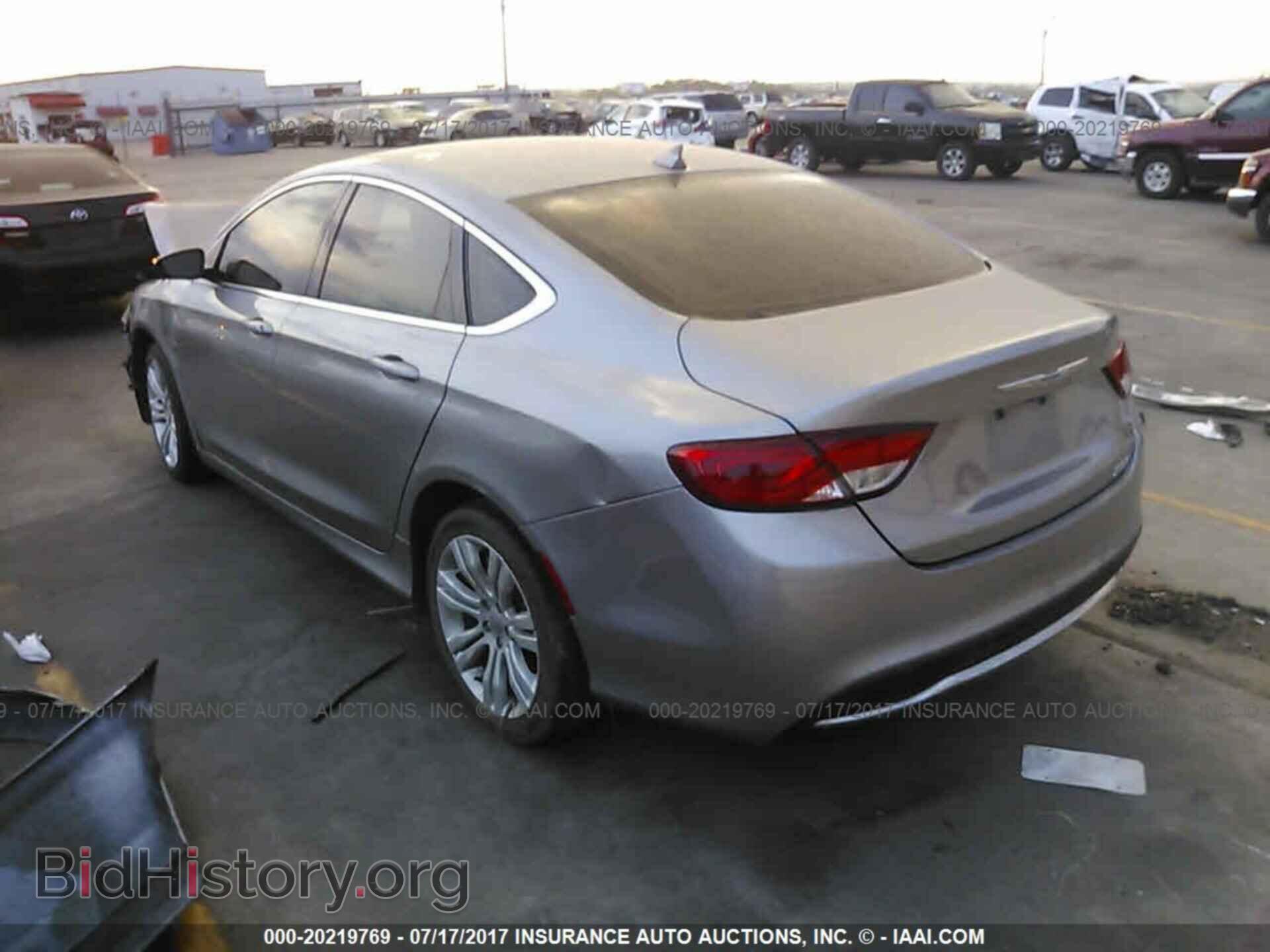 2015 Chrysler 200 - VIN: 1C3CCCAB9FN642626 - Фото 3