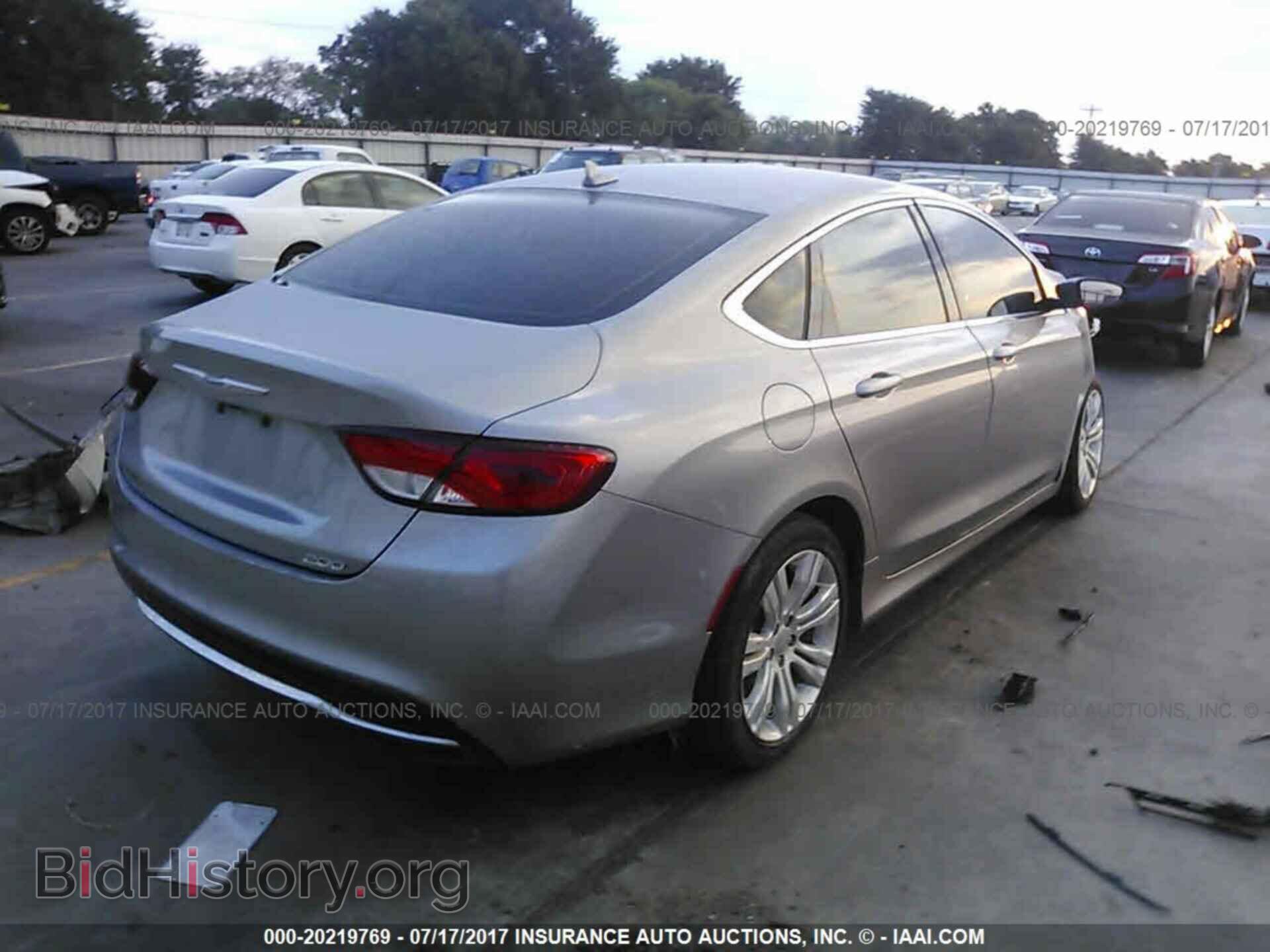 2015 Chrysler 200 - VIN: 1C3CCCAB9FN642626 - Фото 4