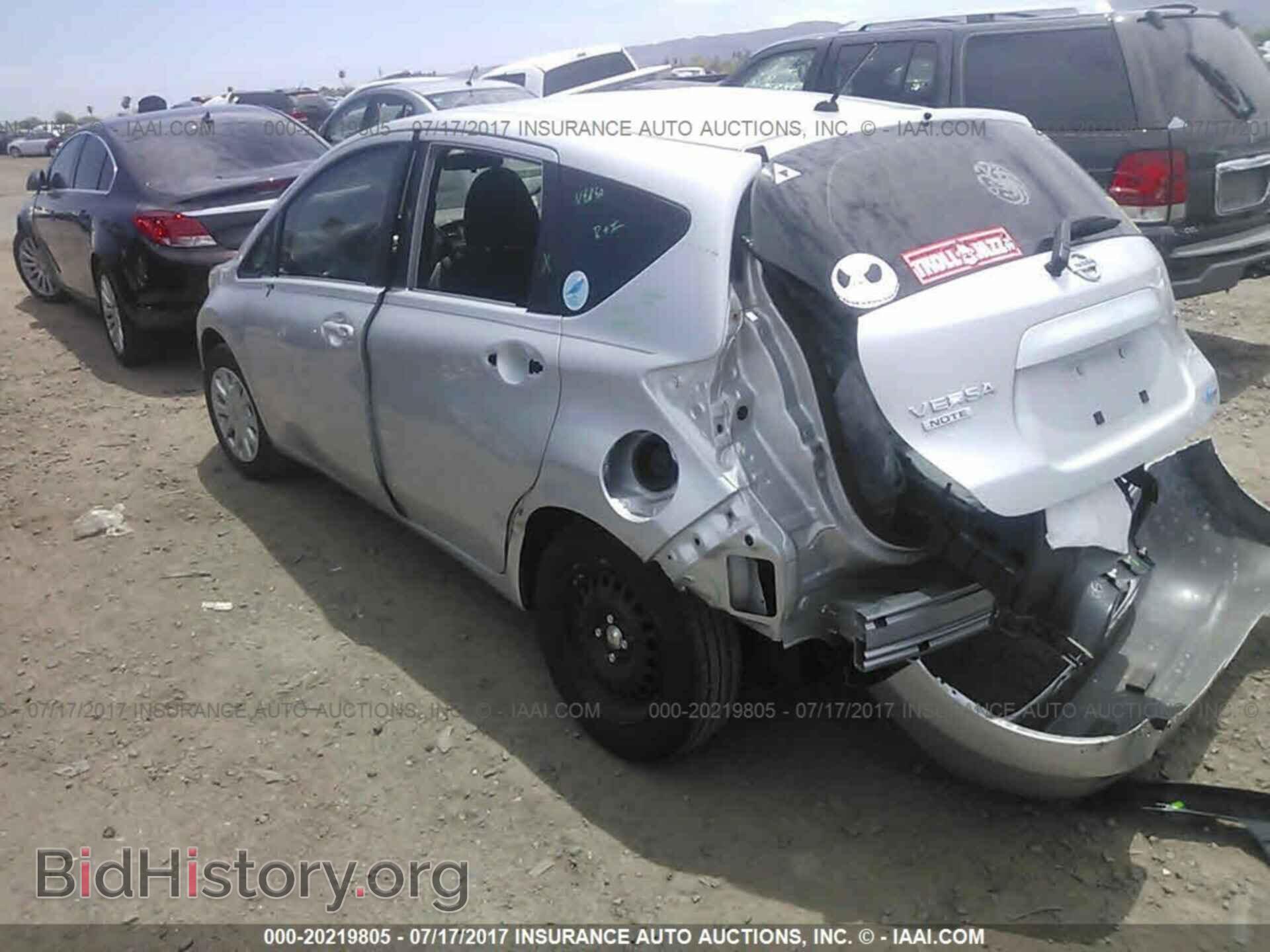 2015 Nissan Versa note - VIN: 3N1CE2CPXFL423637 - Photo 3
