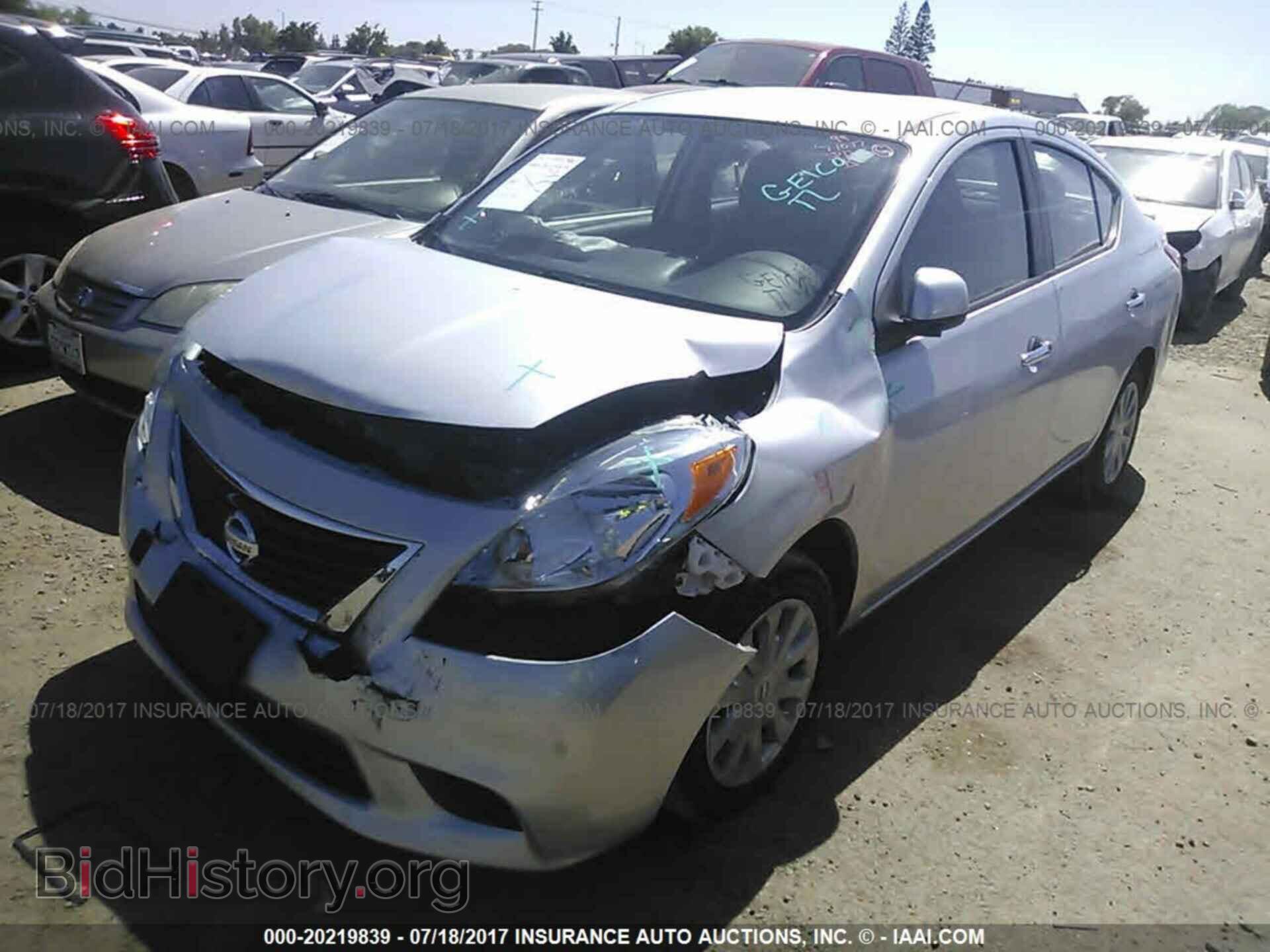 2013 Nissan Versa - VIN: 3N1CN7AP3DL876608 - Фото 2