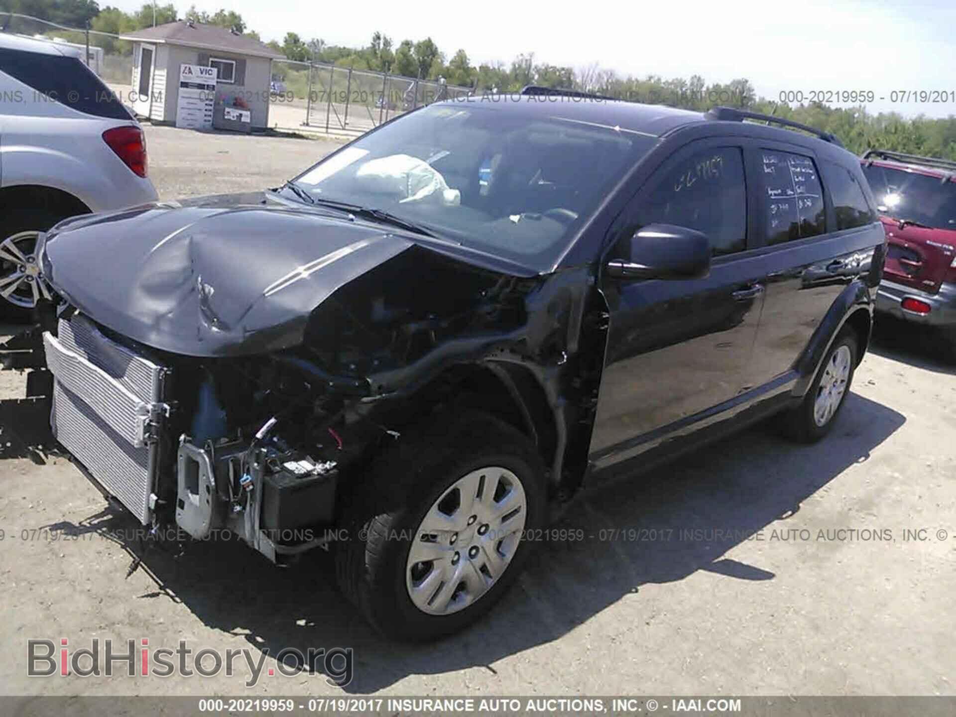 2017 Dodge Journey - VIN: 3C4PDCAB5HT670274 - Фото 2