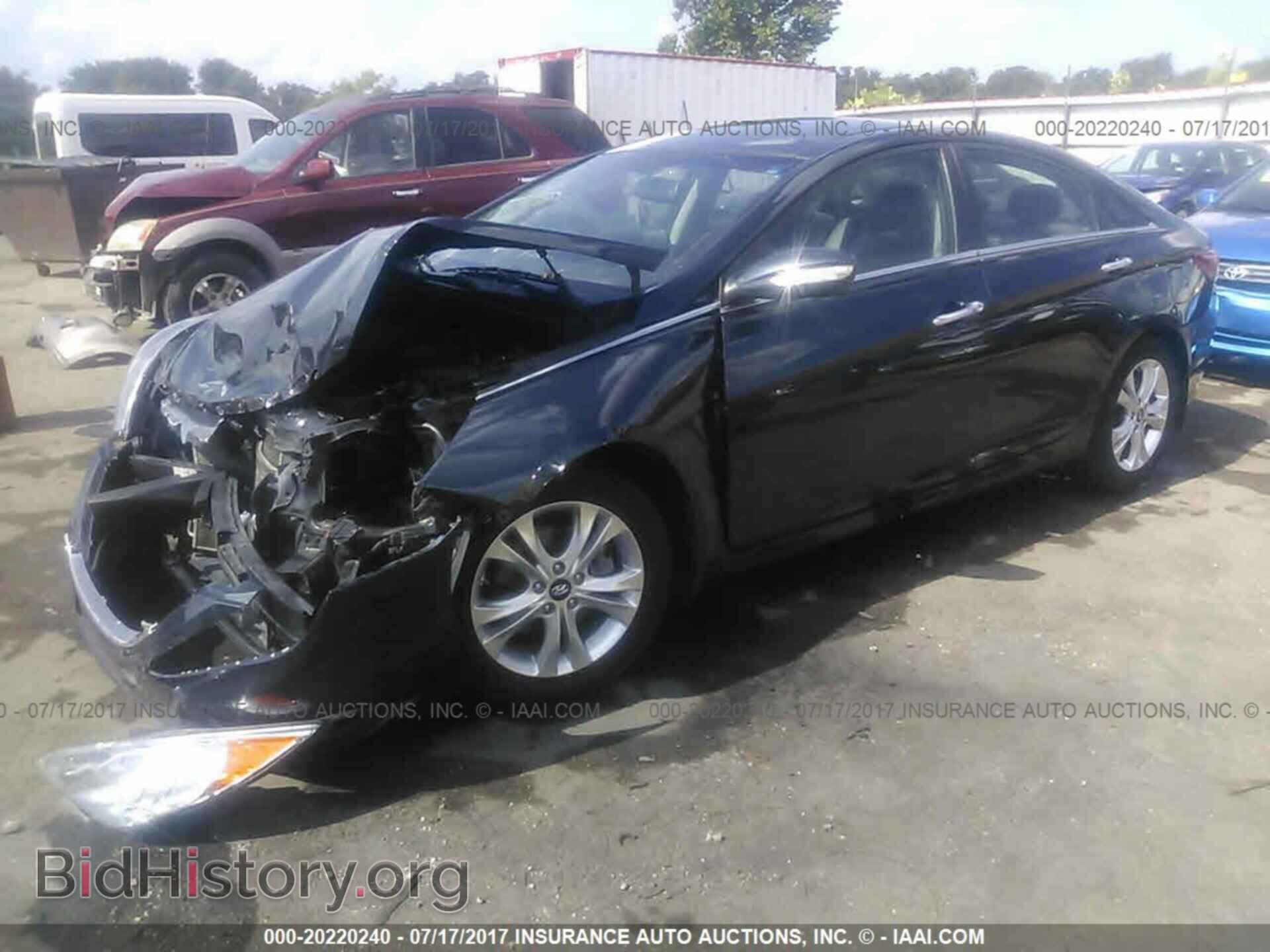 2012 Hyundai Sonata - VIN: 5NPEC4AC7CH473995 - Фото 2