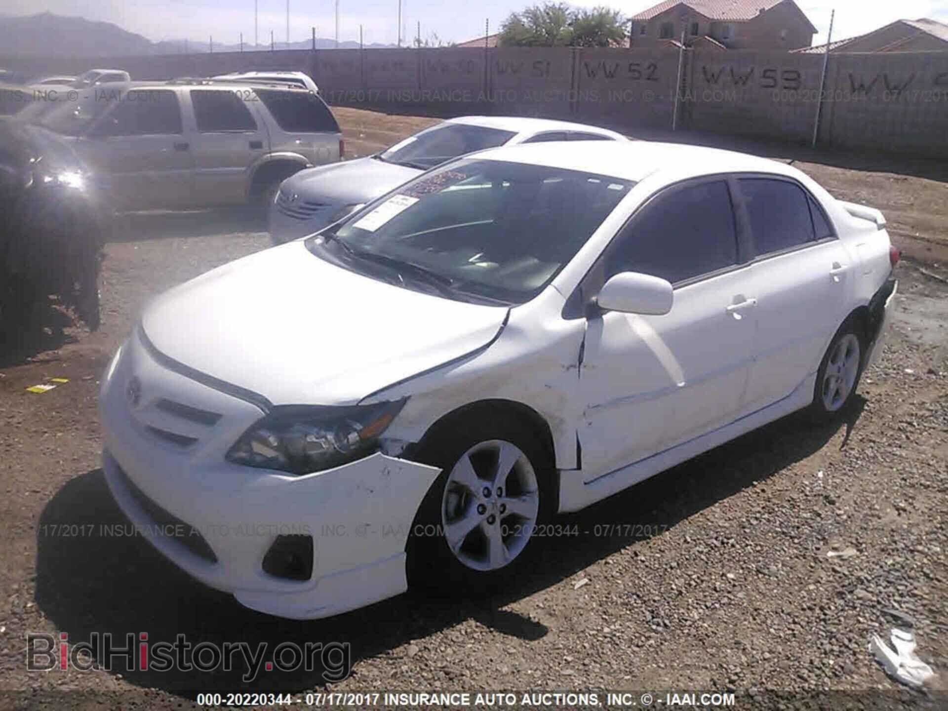 2013 Toyota Corolla - VIN: 5YFBU4EE6DP213801 - Фото 2
