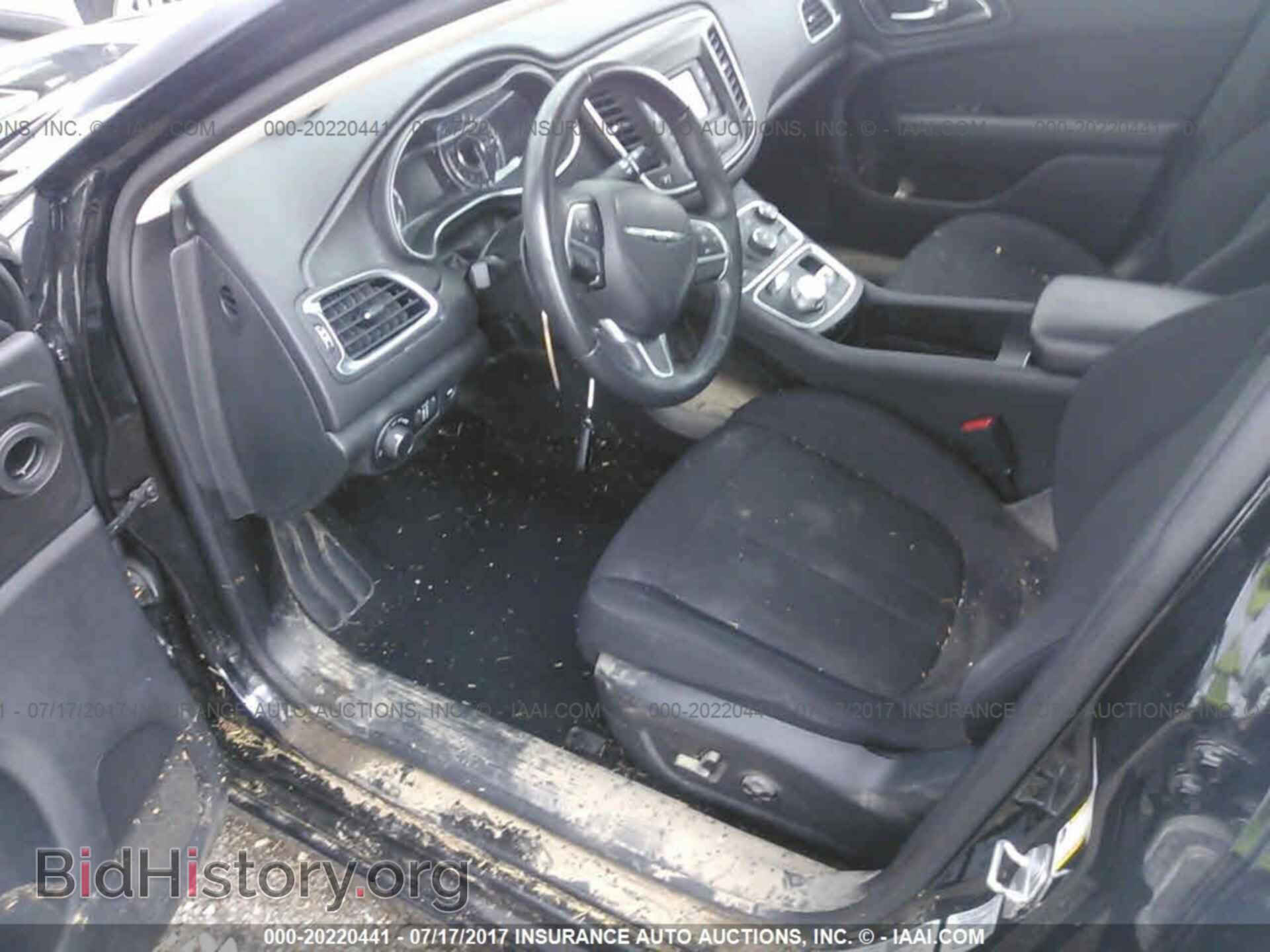 2015 Chrysler 200 - VIN: 1C3CCCAB6FN657259 - Photo 6