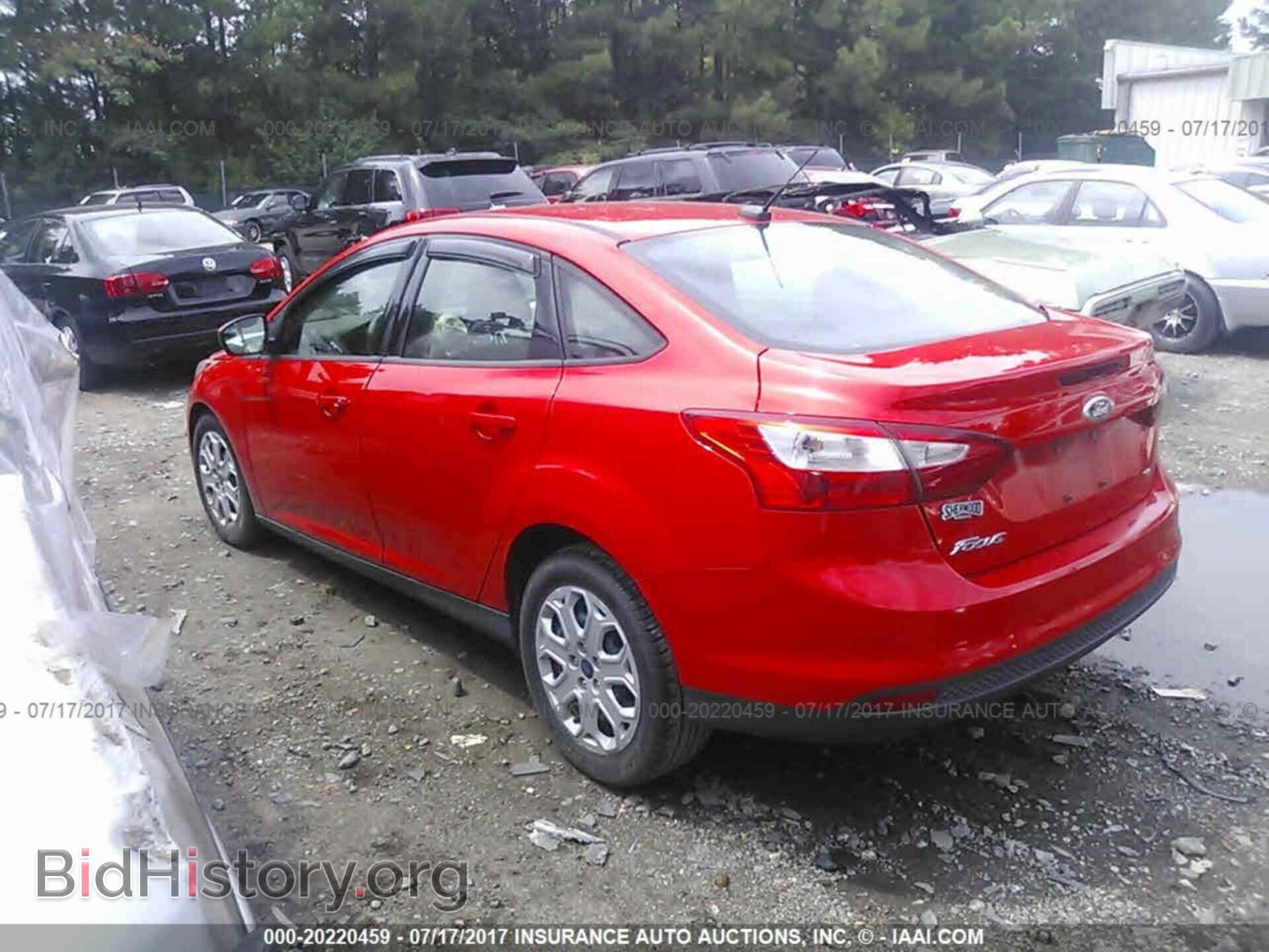 2012 Ford Focus - VIN: 1FAHP3F23CL346500 - Photo 3