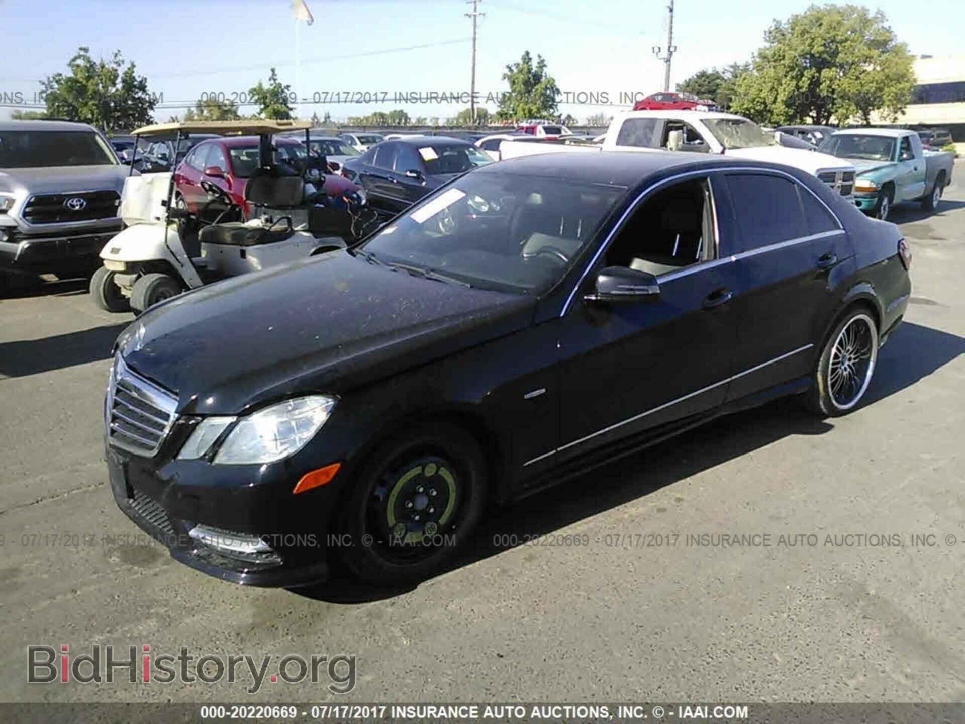 2012 Mercedes-benz E - VIN: WDDHF5KB6CA560042 - Photo 2