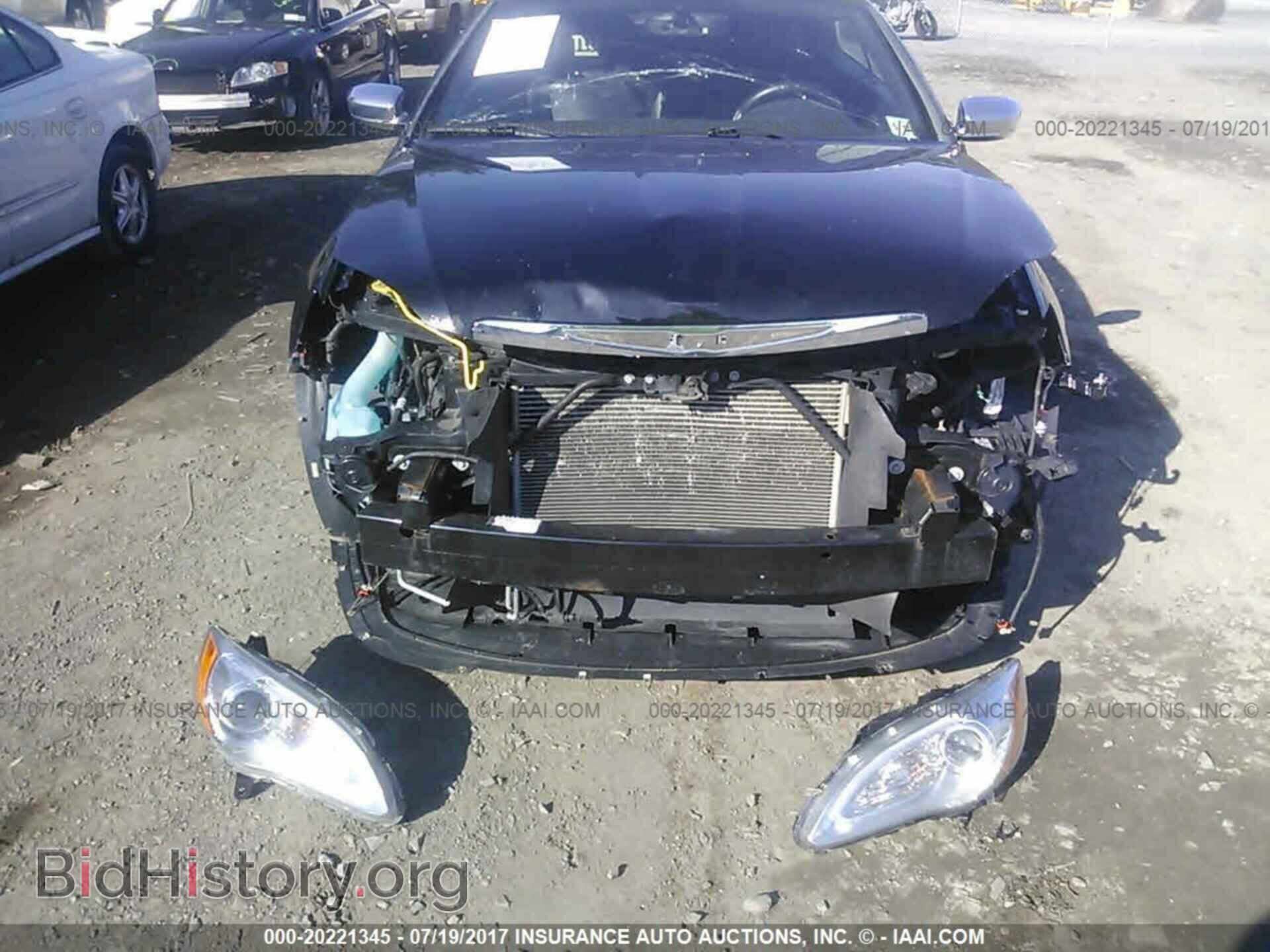 2012 Chrysler 200 - VIN: 1C3BCBFG0CN233680 - Photo 6