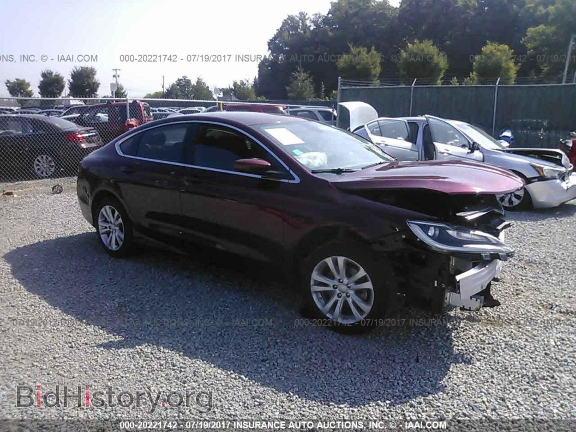 Photo 1C3CCCAB4FN704451 - Chrysler 200 2015