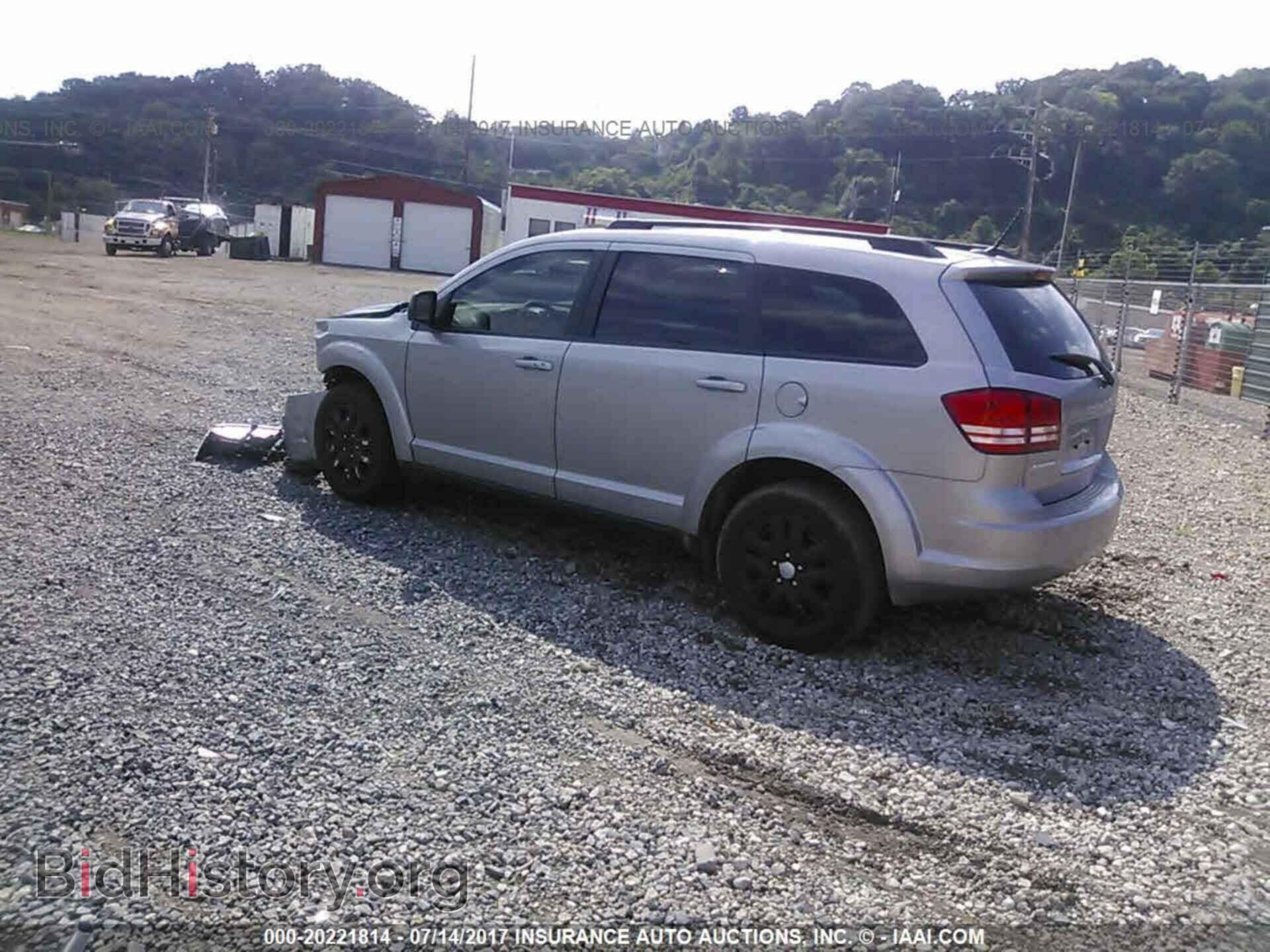 2017 Dodge Journey - VIN: 3C4PDCAB5HT622015 - Фото 3