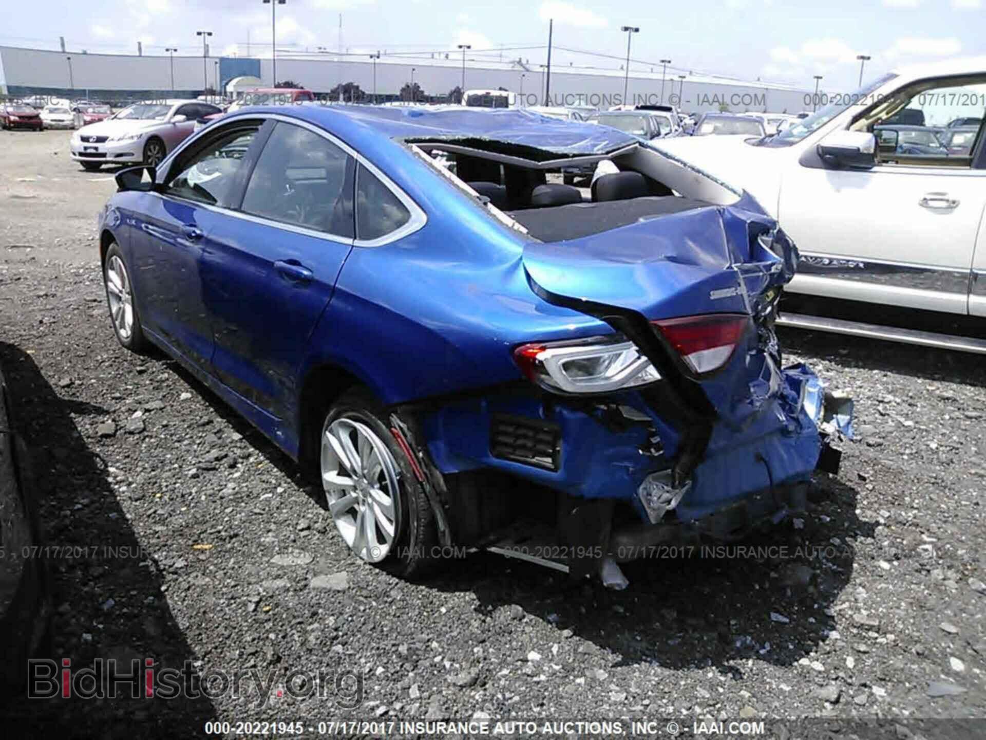 2015 Chrysler 200 - VIN: 1C3CCCAB3FN657719 - Фото 3