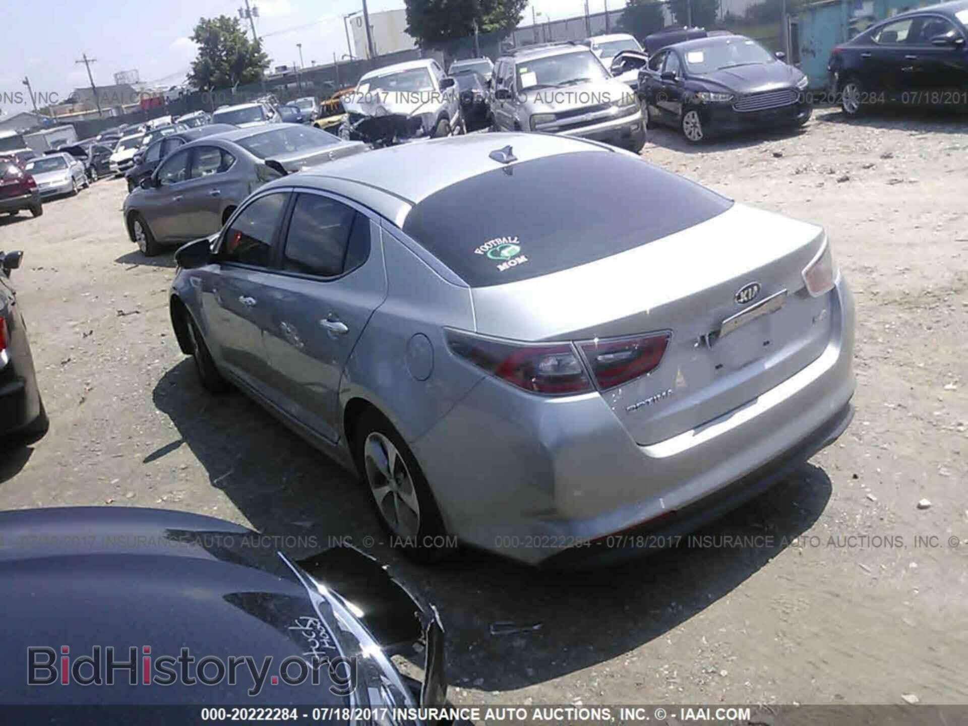 2015 Kia Optima - VIN: KNAGM4AD8F5082368 - Photo 3