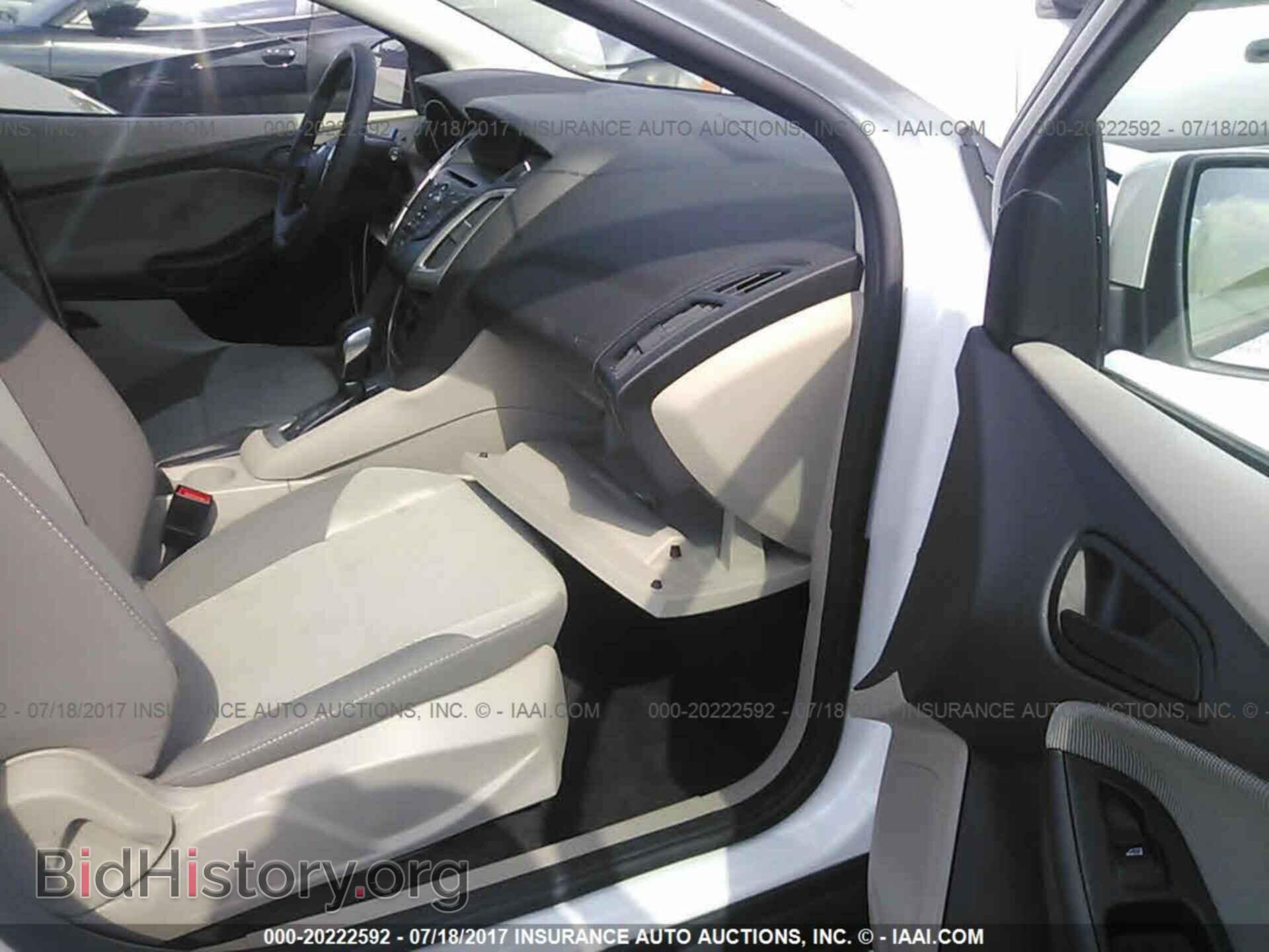 2012 Ford Focus - VIN: 1FAHP3K25CL387054 - Photo 5