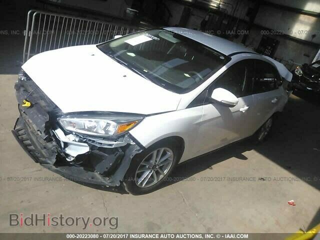 2016 Ford Focus - VIN: 1FADP3F25GL285266 - Photo 2