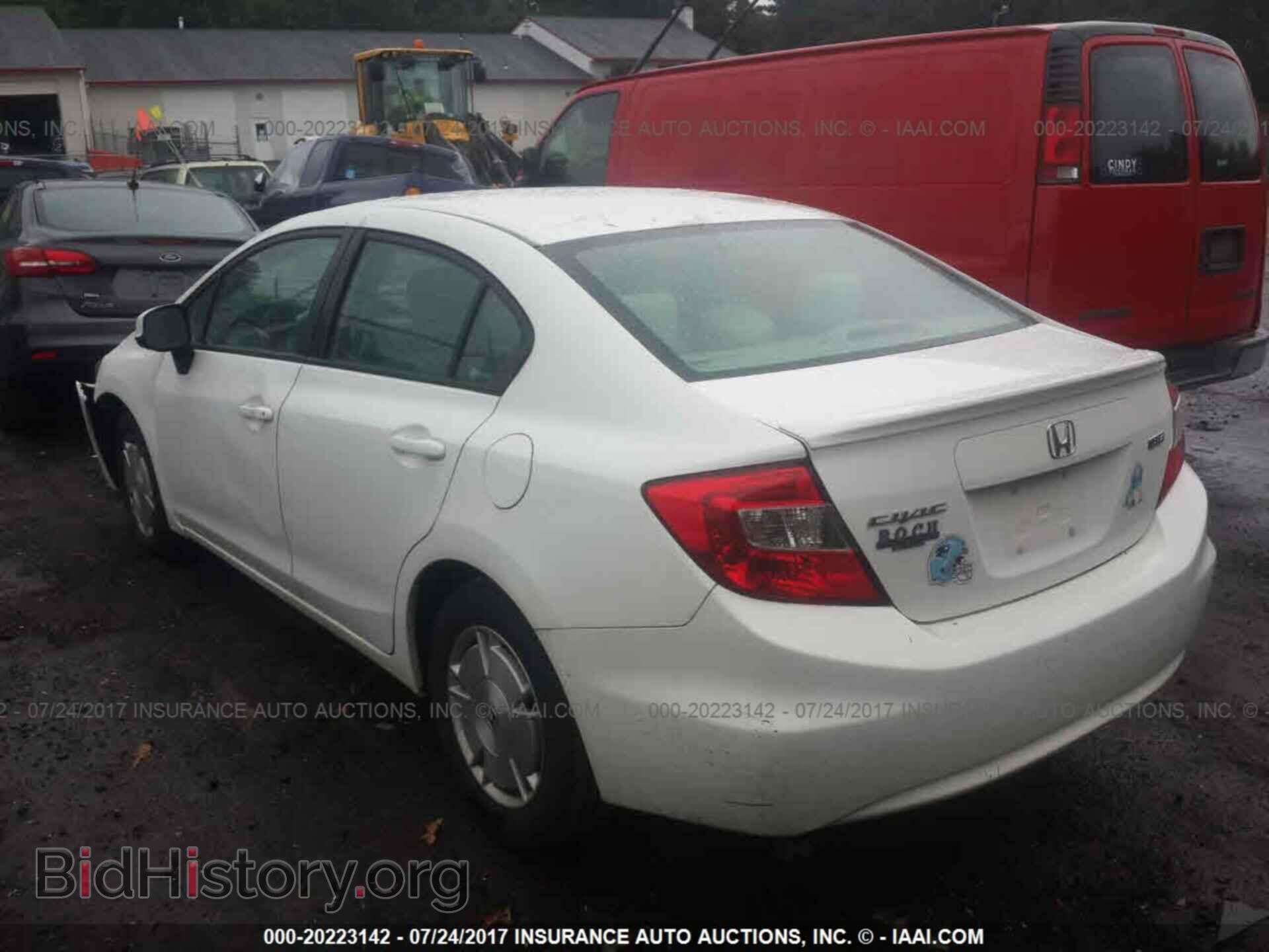 2012 Honda Civic - VIN: 2HGFB2F66CH583056 - Photo 3