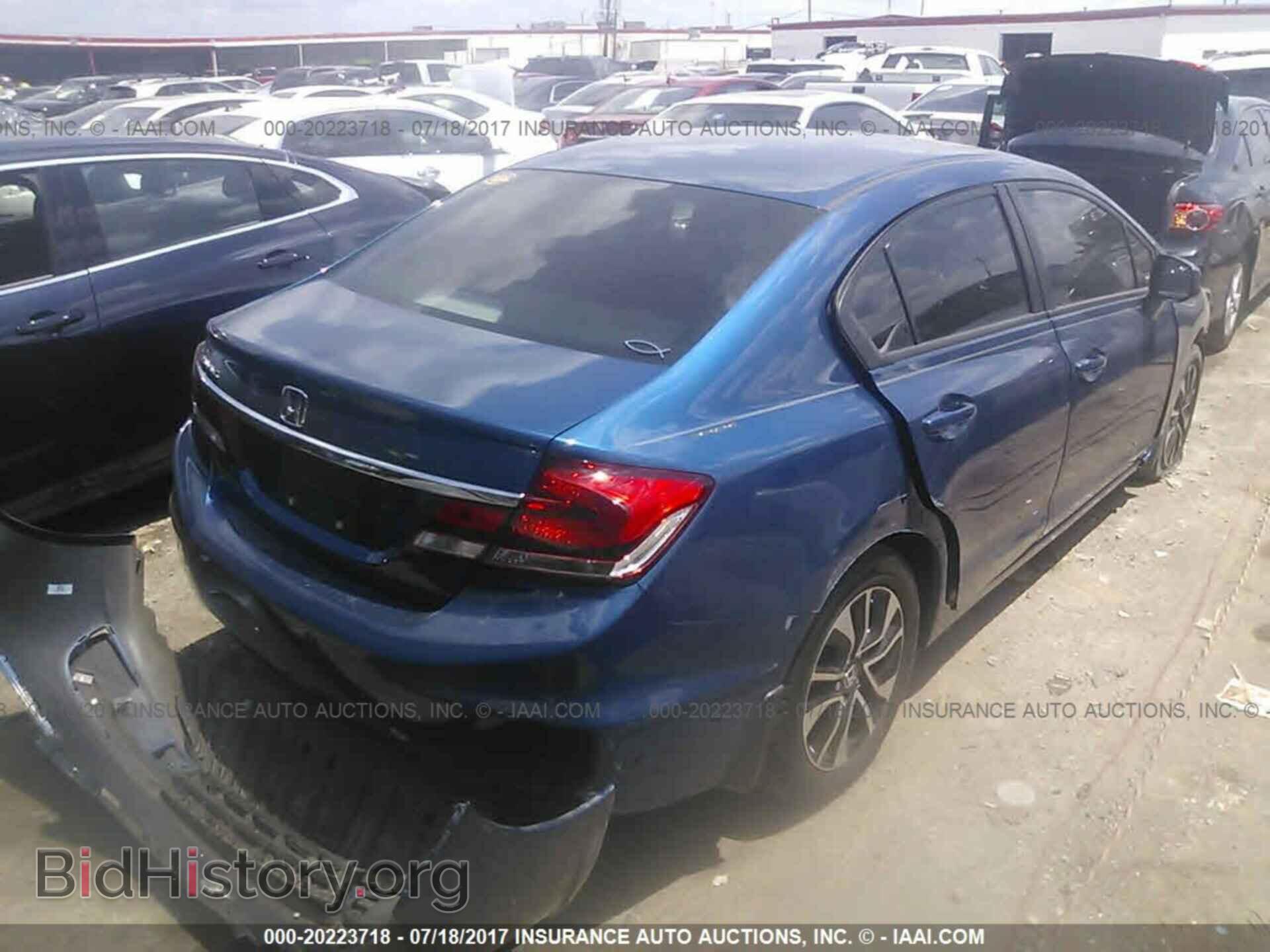 2013 Honda Civic - VIN: 2HGFB2F87DH537996 - Photo 4