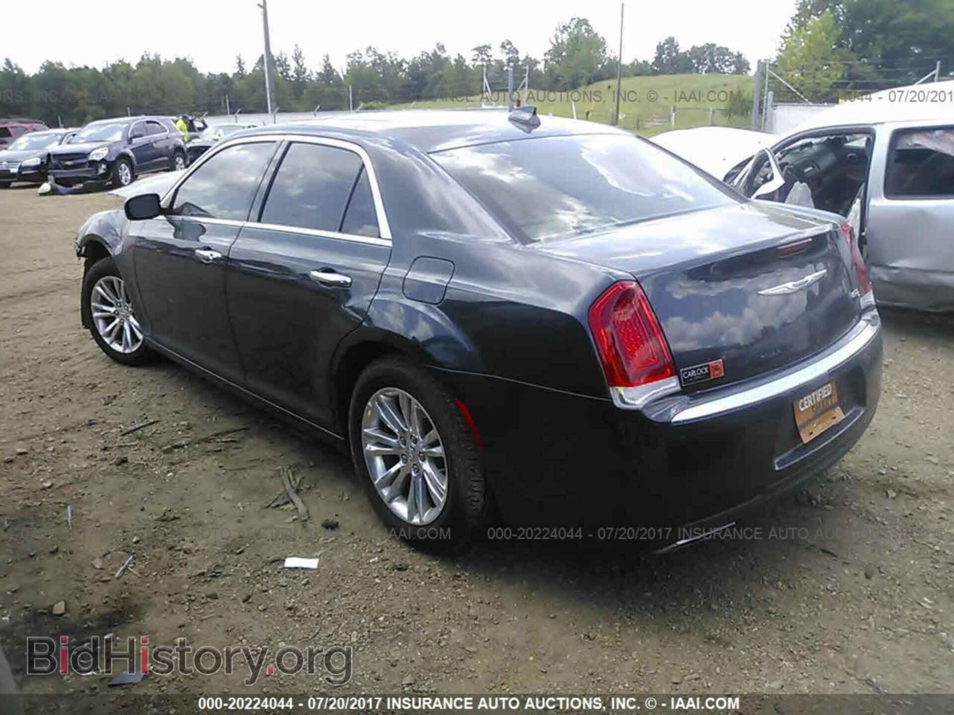 2016 Chrysler 300c - VIN: 2C3CCAEG2GH333794 - Фото 3