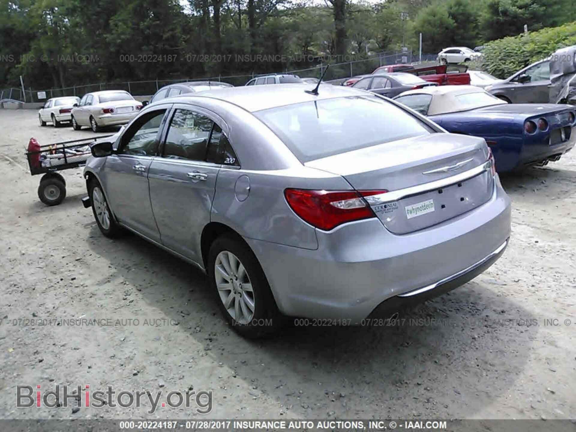 2013 Chrysler 200 - VIN: 1C3CCBCG9DN540162 - Фото 3