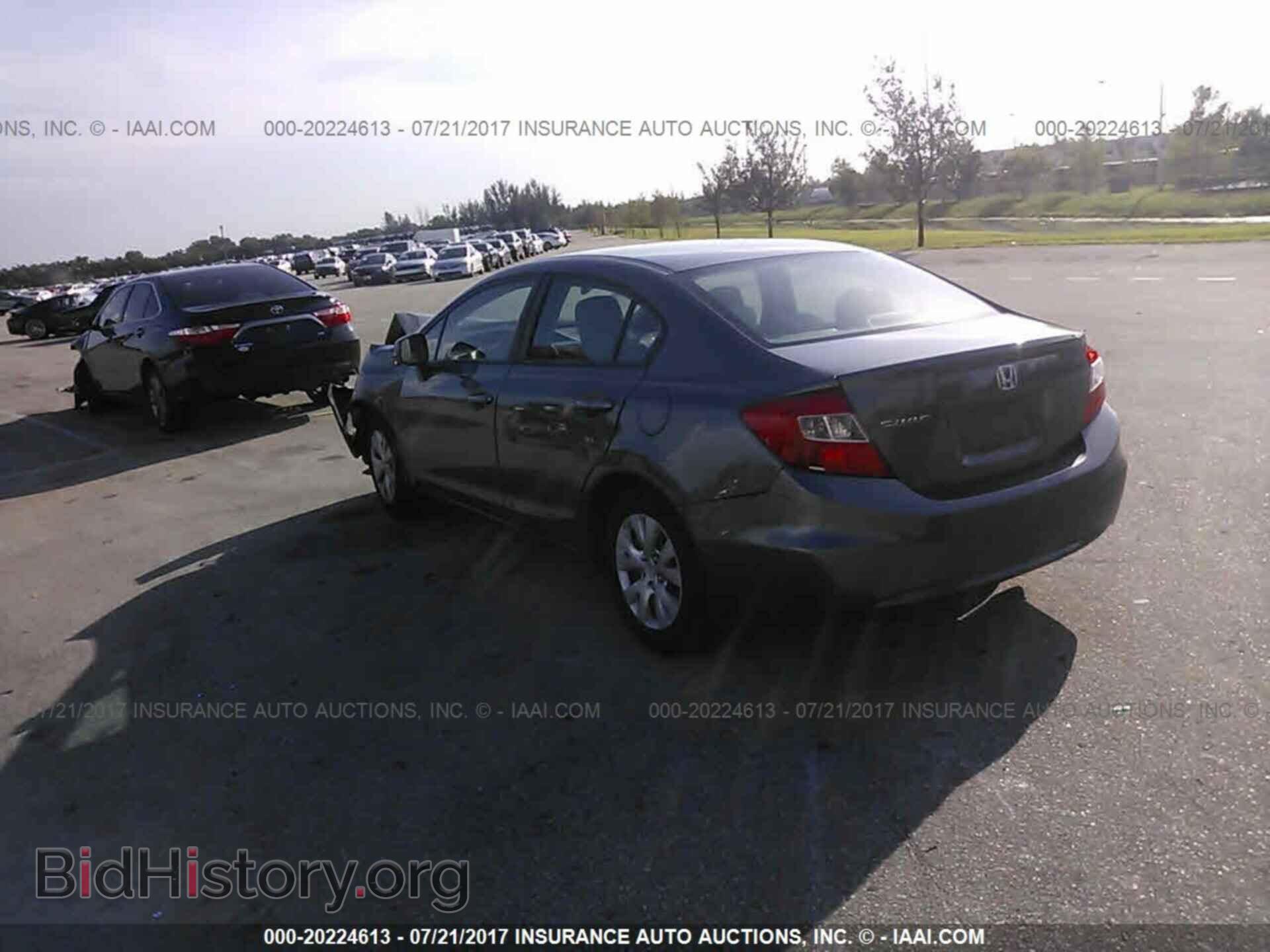 2012 Honda Civic - VIN: 19XFB2F54CE071538 - Photo 3