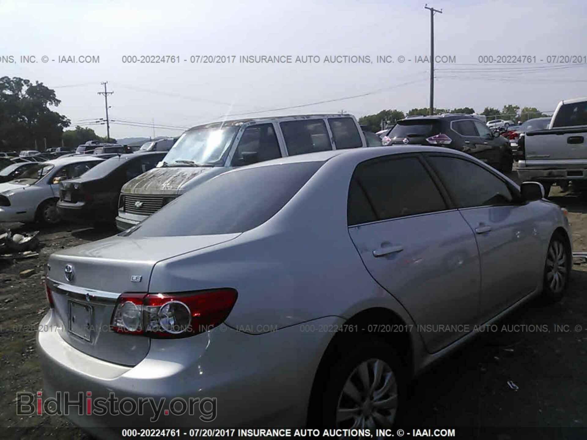 2013 Toyota Corolla - VIN: 2T1BU4EE3DC097280 - Photo 4