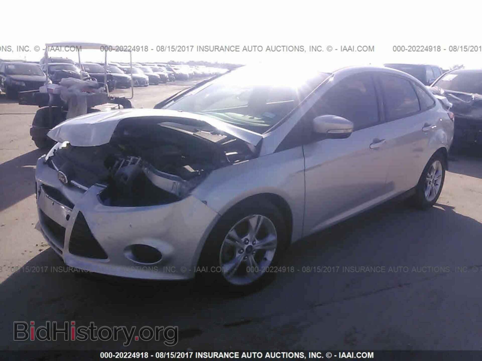 2014 Ford Focus - VIN: 1FADP3F22EL168094 - Photo 2