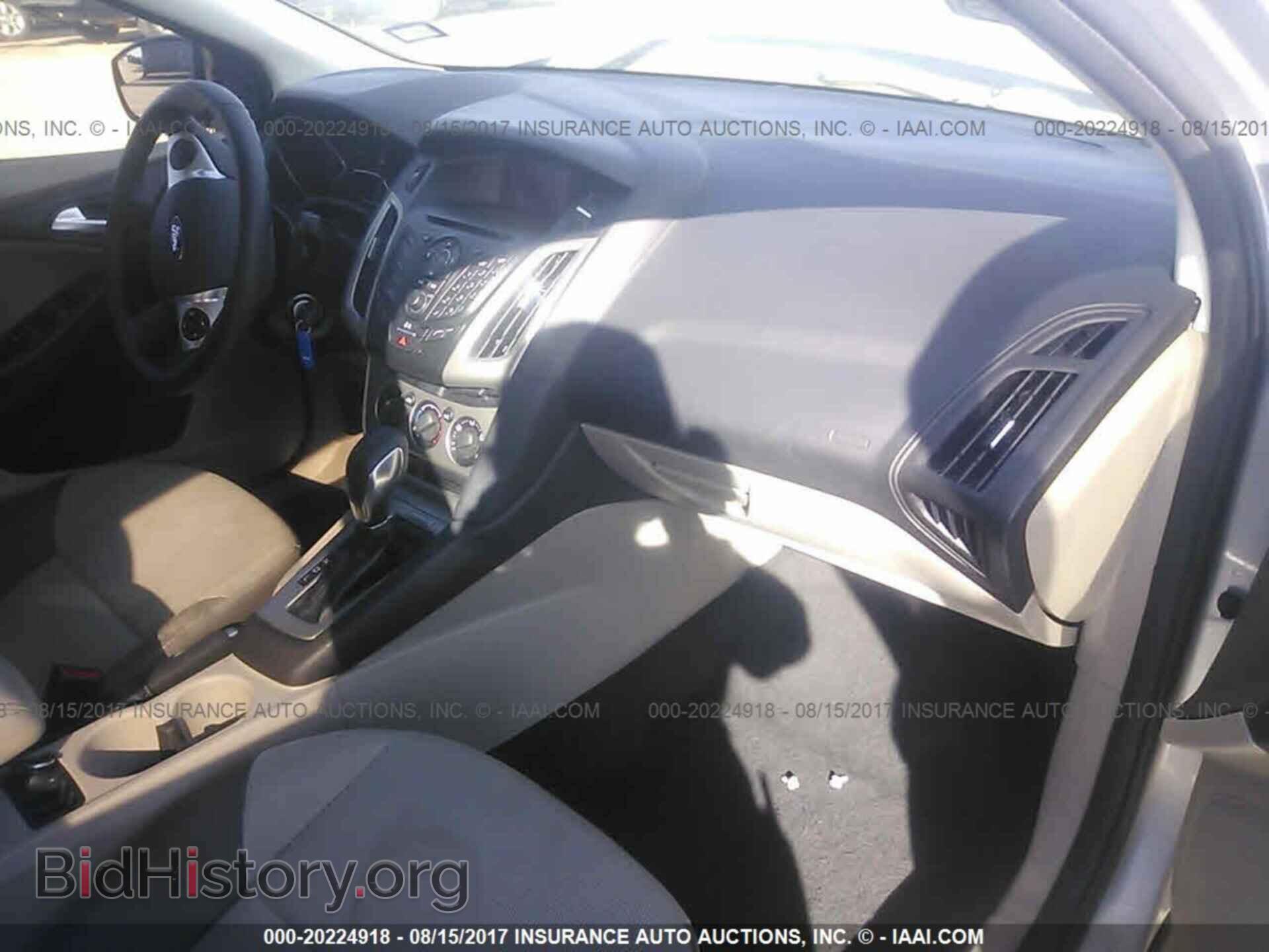 2014 Ford Focus - VIN: 1FADP3F22EL168094 - Photo 5