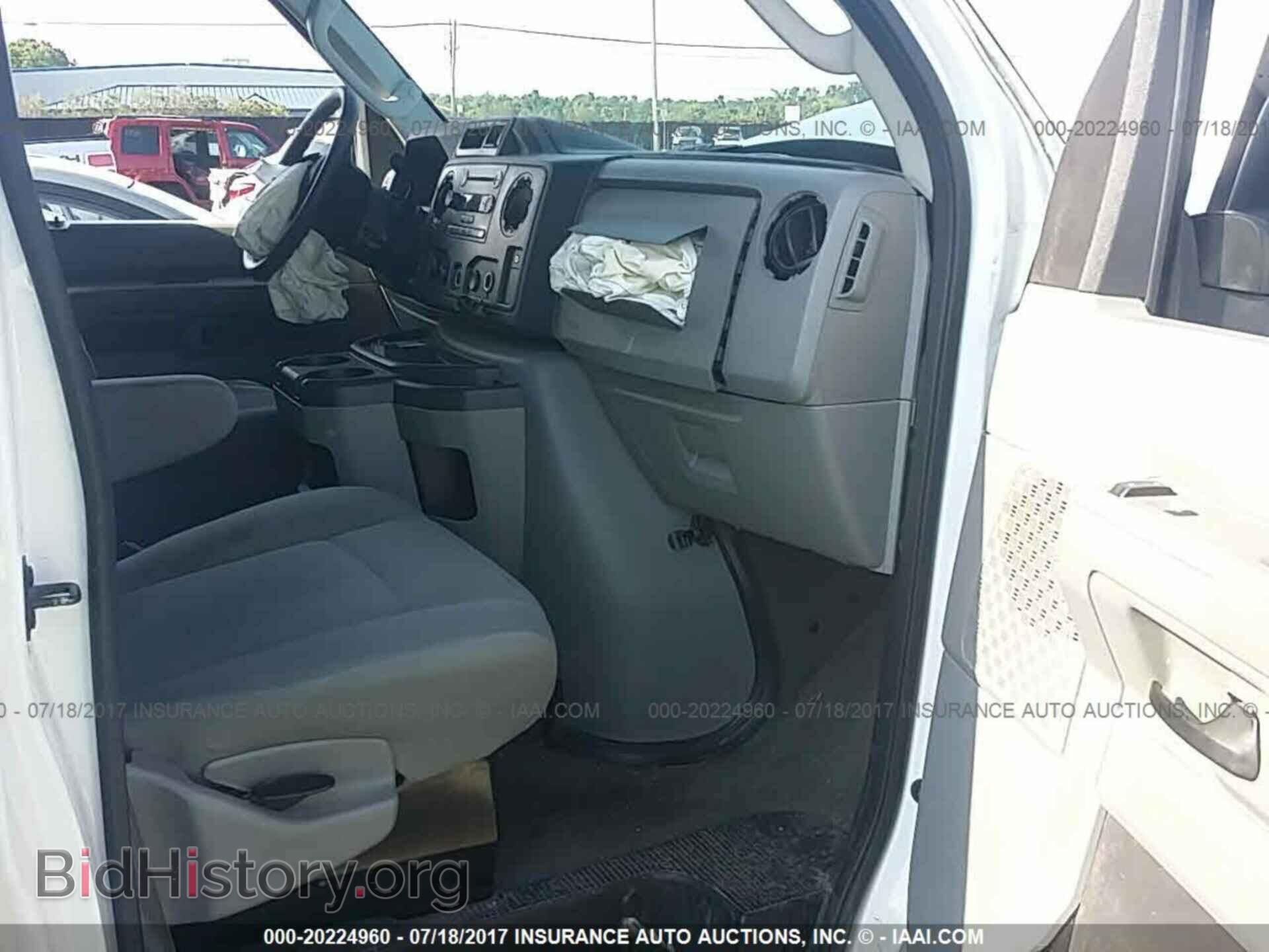 2011 Ford Econoline - VIN: 1FBNE3BL5BDA42745 - Фото 5