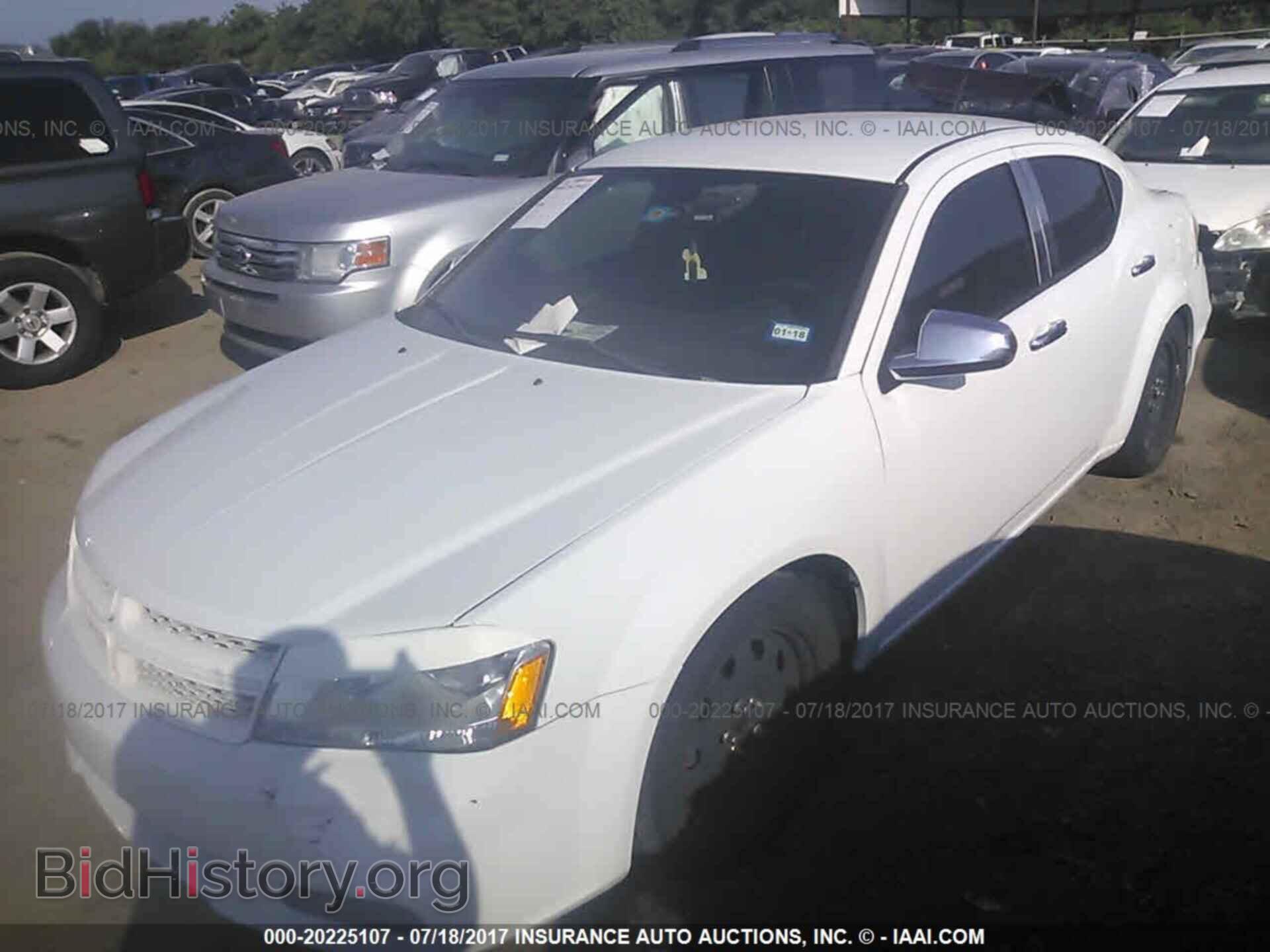 2014 Dodge Avenger - VIN: 1C3CDZAB4EN110215 - Photo 2
