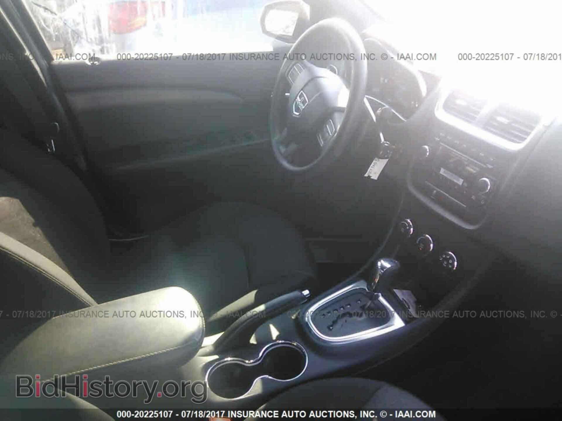 2014 Dodge Avenger - VIN: 1C3CDZAB4EN110215 - Photo 5