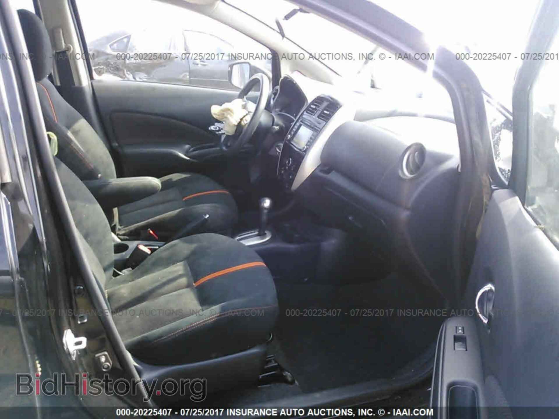 2015 Nissan Versa note - VIN: 3N1CE2CP2FL426161 - Photo 5