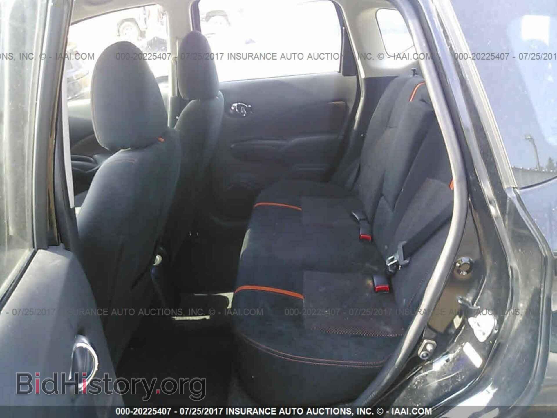 2015 Nissan Versa note - VIN: 3N1CE2CP2FL426161 - Photo 8